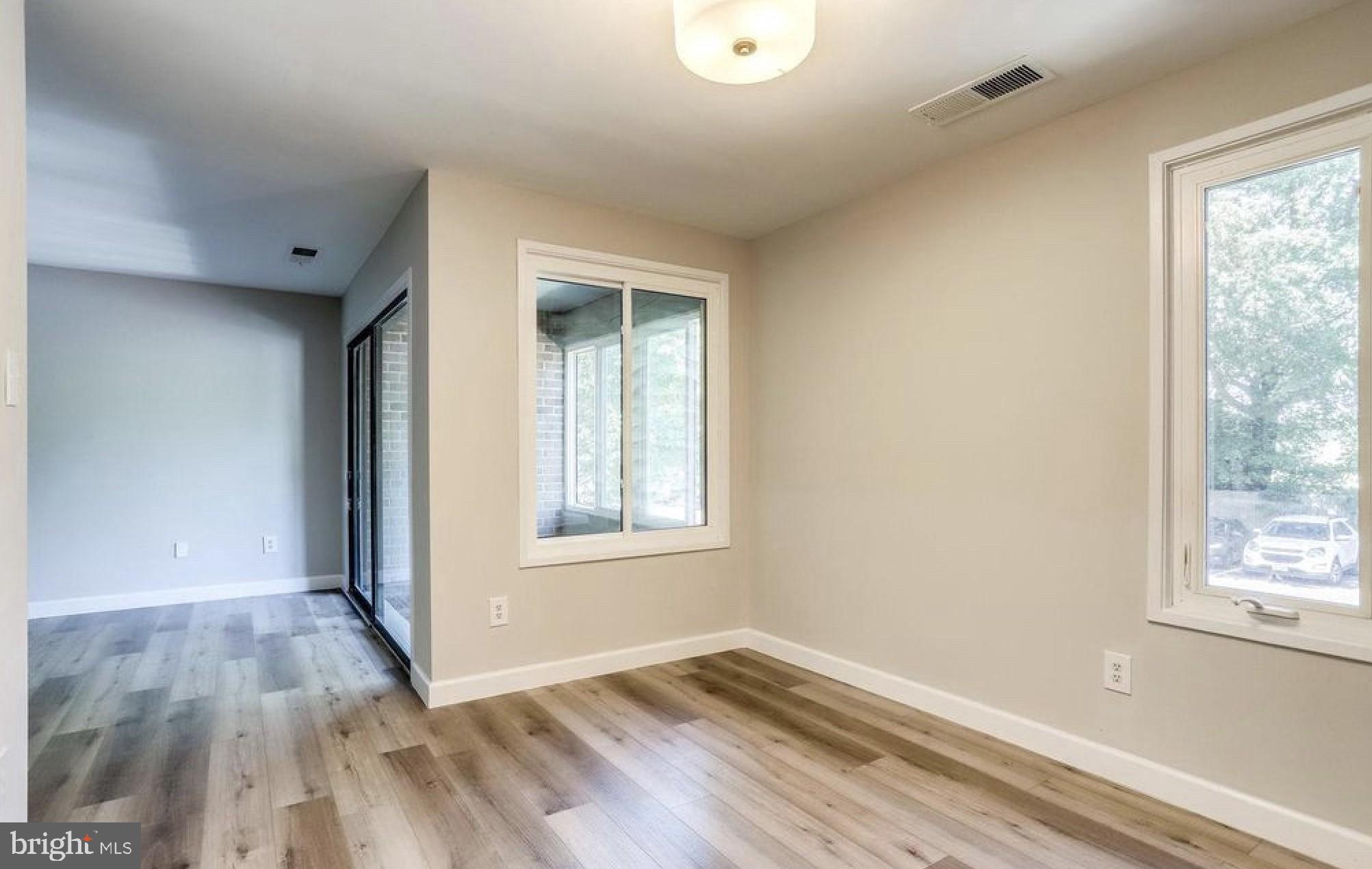 JEFFERSON MEWS - Residential Lease