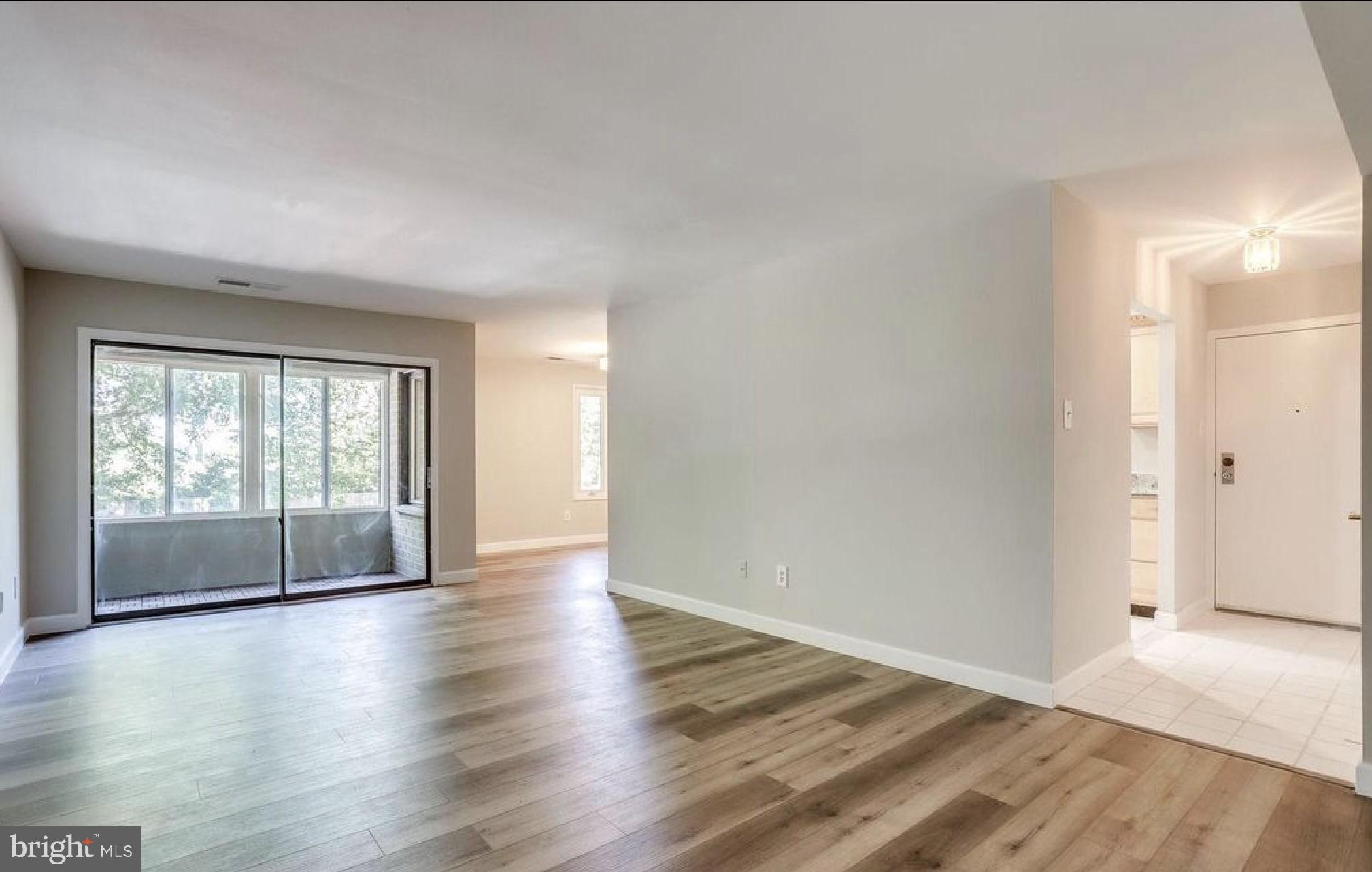 JEFFERSON MEWS - Residential Lease