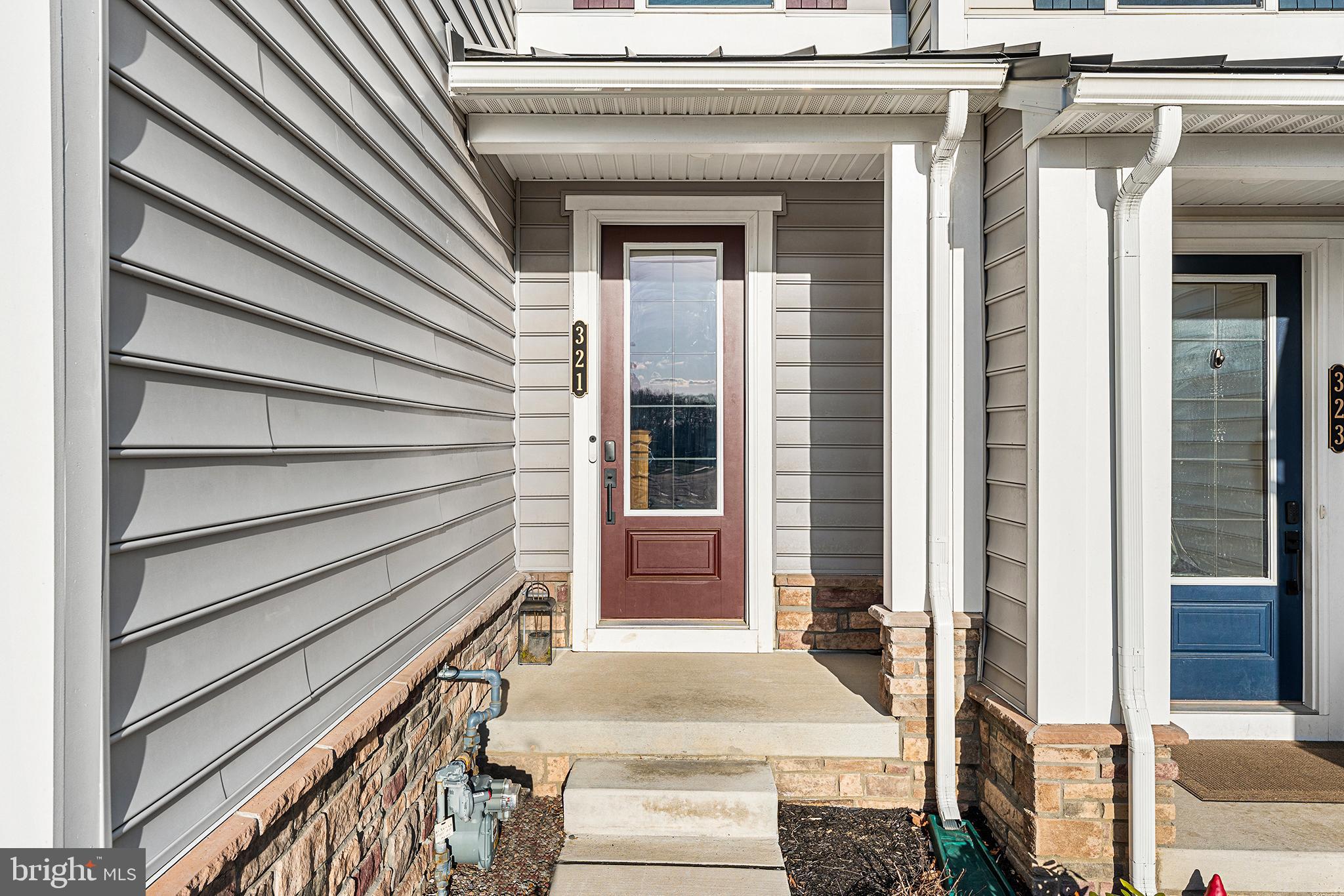 321 PONDS EDGE DRIVE