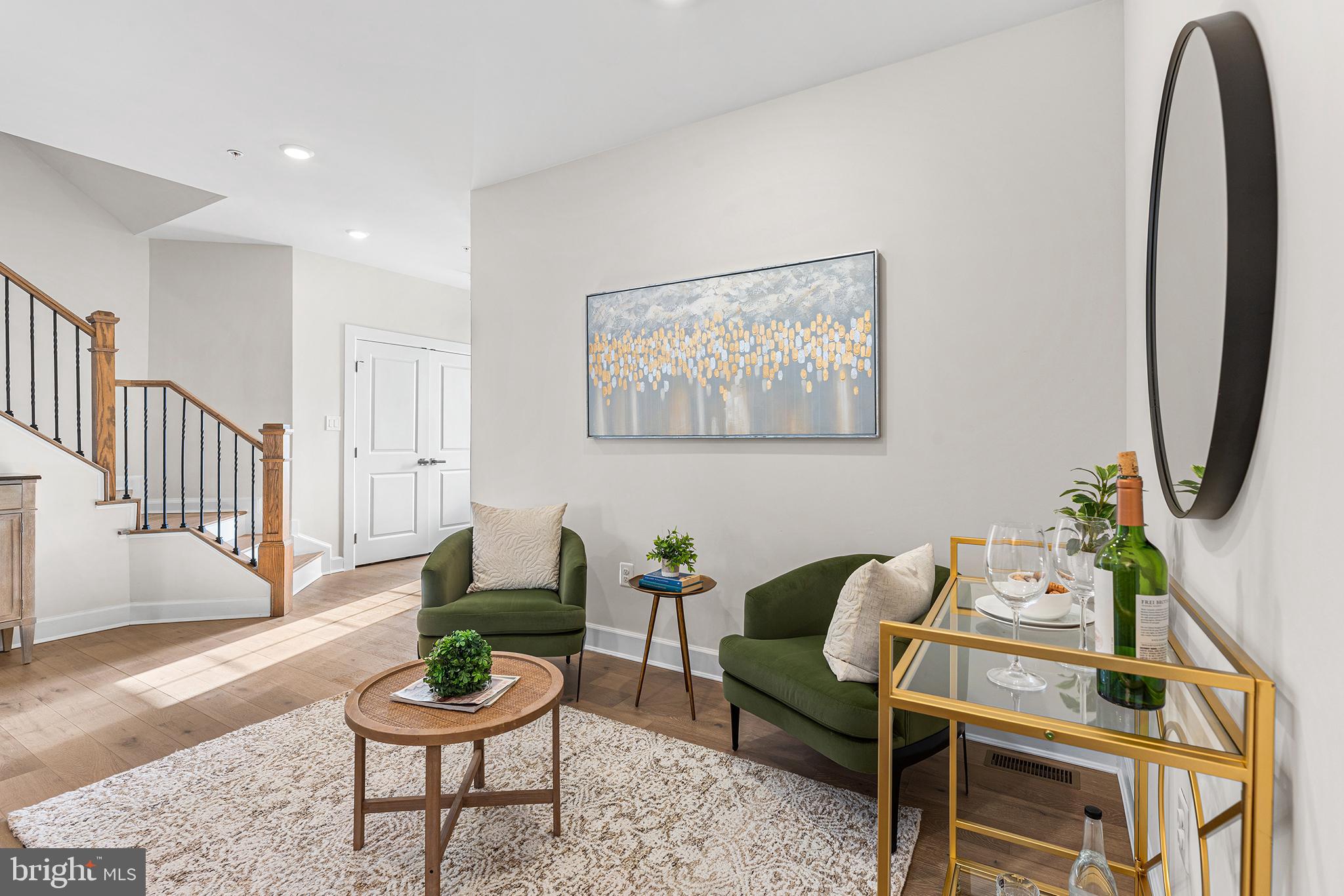 PONDS EDGE - Residential