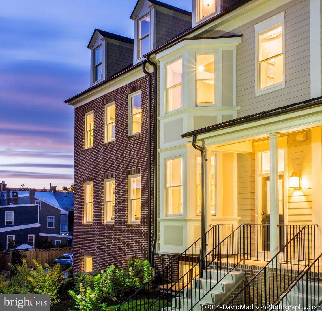 MUST SEE! 24'w TOWNHOMES w/ REAR YARD! NEW CONSTRUCTION DOWNTOWN FREDERICK! 3 Finished Levels, w/ Full Brick Exterior, 2-Car Gar, 3 Bedrms, 2 Full & 1-2 Half Ba, w/fin basement. Includes: Granite, Hardwood, Deck, Fencing, PLUS more! Walk to shops, MARC, restaurants. HOA includes: water, sewer, trash, snow, lawn care. $7500 closing help w/use of preferred lender. FALL DELIVERY!