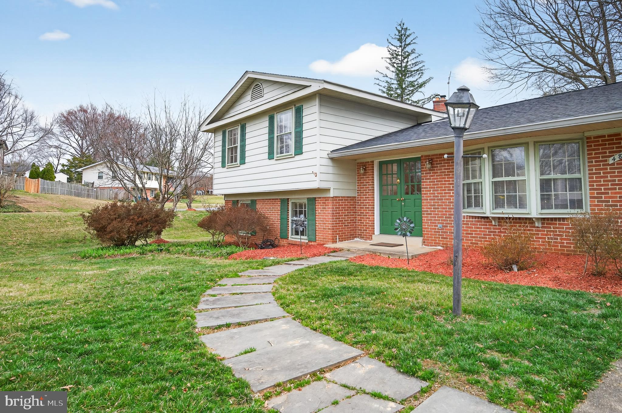 OAK HILL - Residential