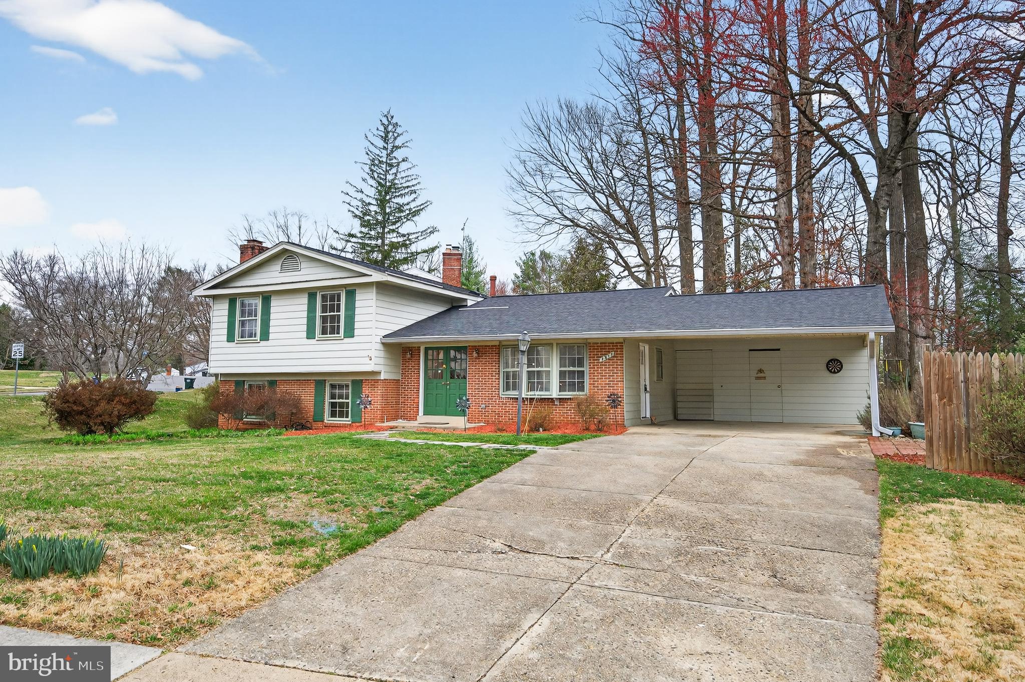 OAK HILL - Residential