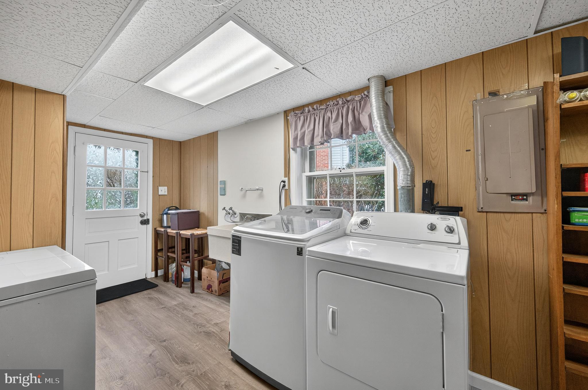 OAK HILL - Residential