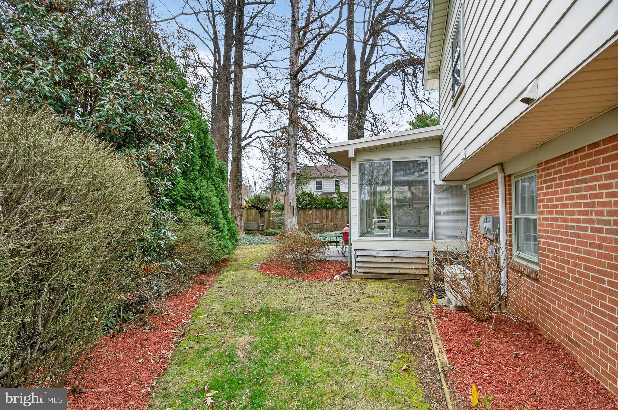 OAK HILL - Residential