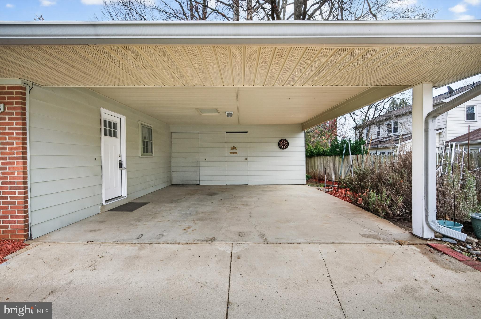 OAK HILL - Residential