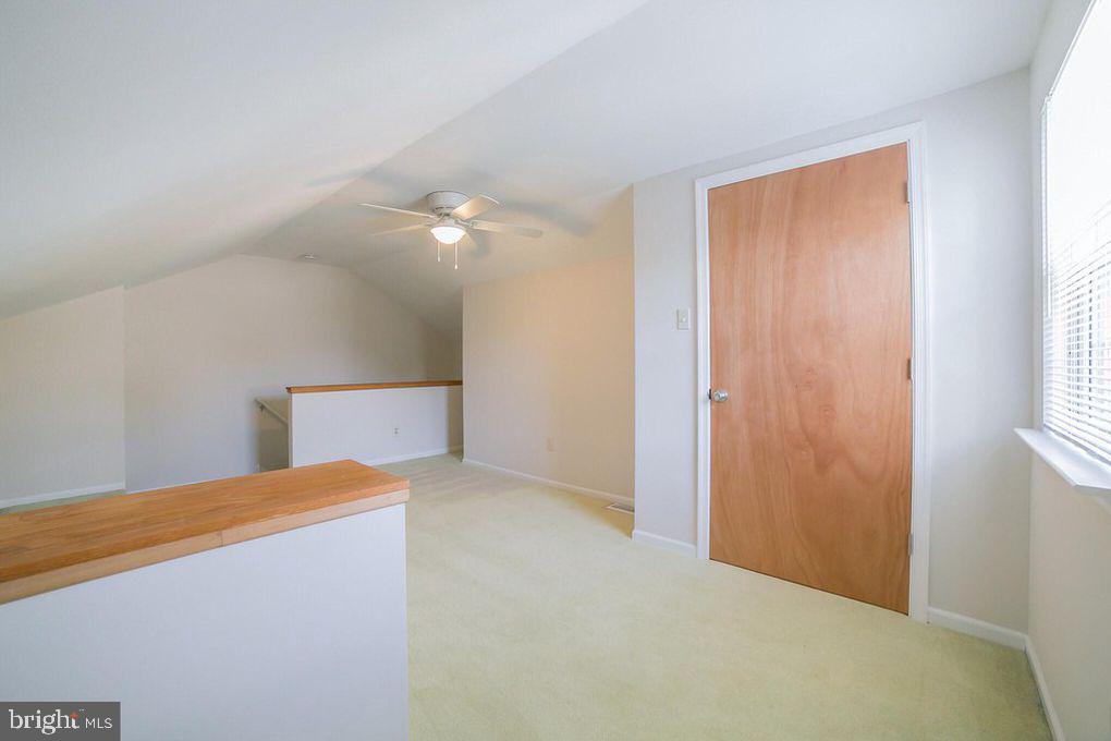 COLONIAL VIL GREEN - Residential Lease