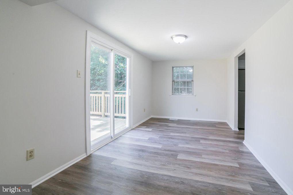 COLONIAL VIL GREEN - Residential Lease