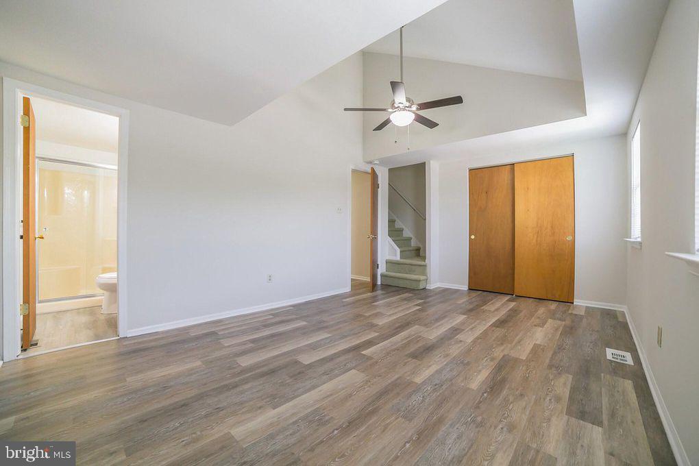 COLONIAL VIL GREEN - Residential Lease