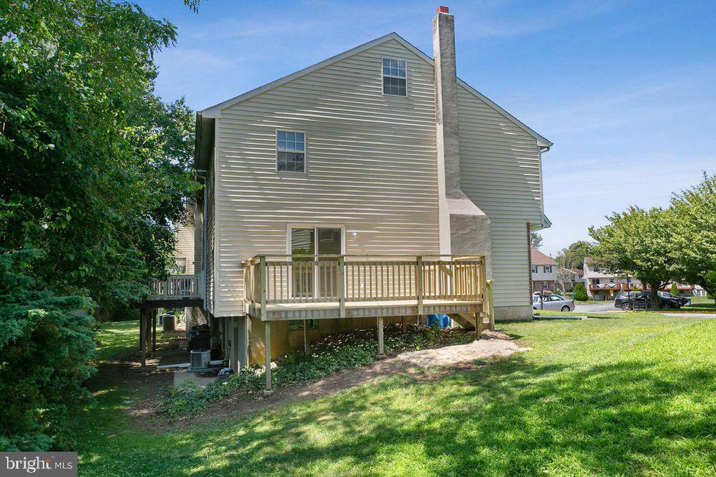 COLONIAL VIL GREEN - Residential Lease