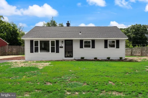 MLS: NJCD2124138