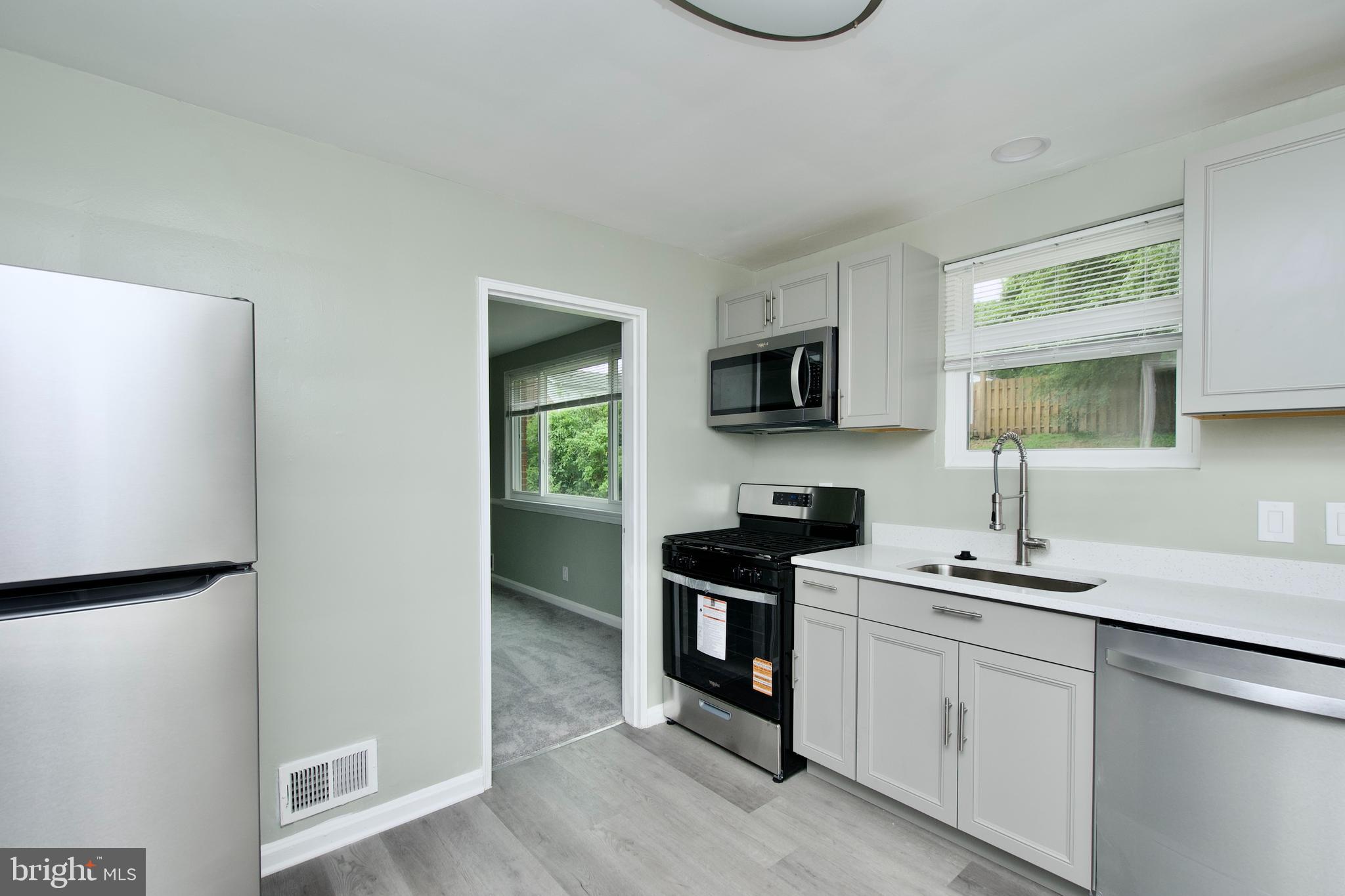 BRADDOCK HEIGHTS - Residential Lease