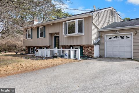 136 BRAMAU AVENUE BERLIN NJ 08009
