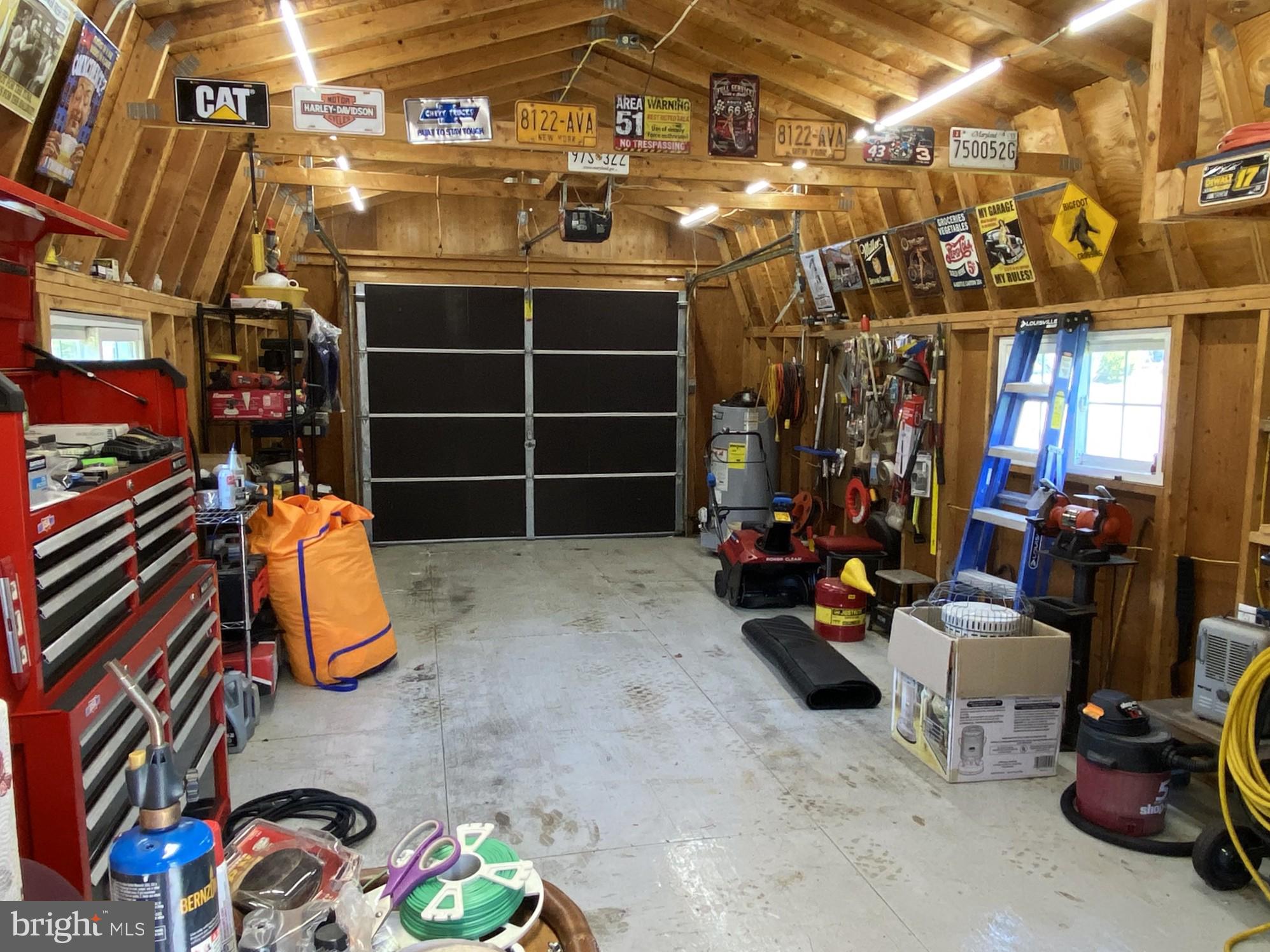 GLEN OAKS - Residential