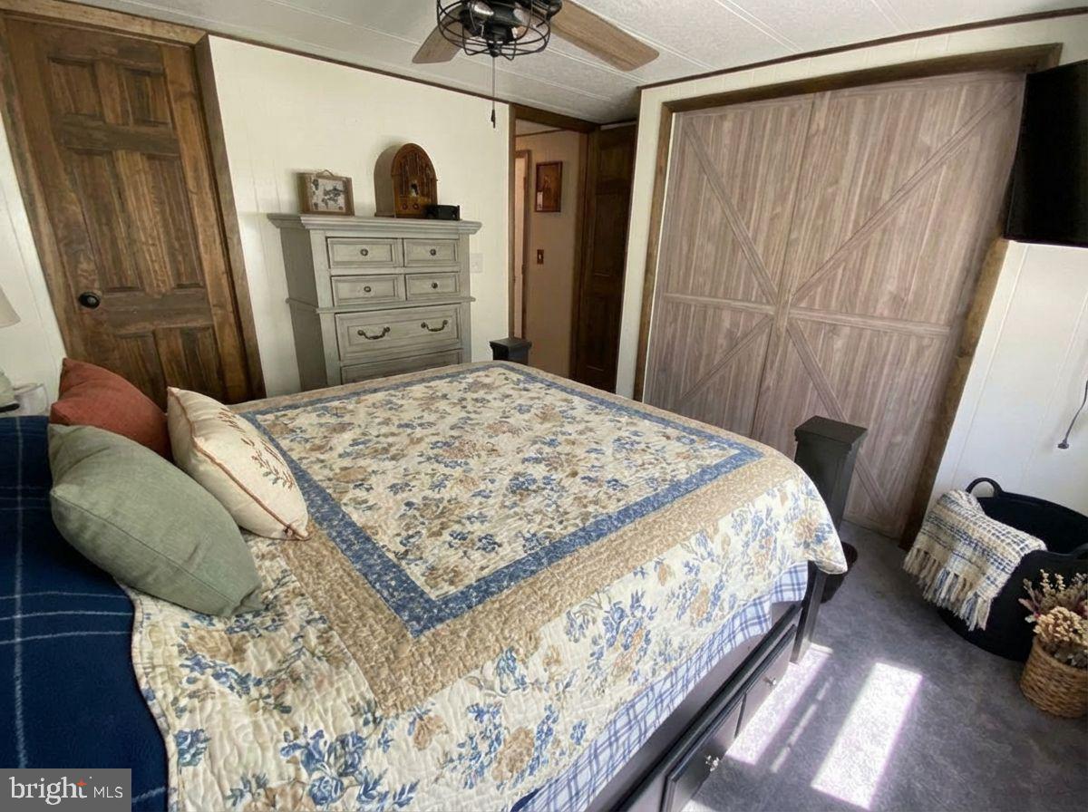 GLEN OAKS - Residential