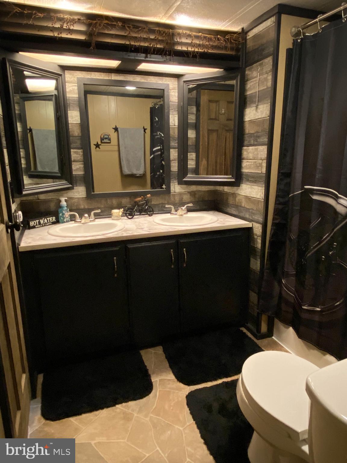 GLEN OAKS - Residential