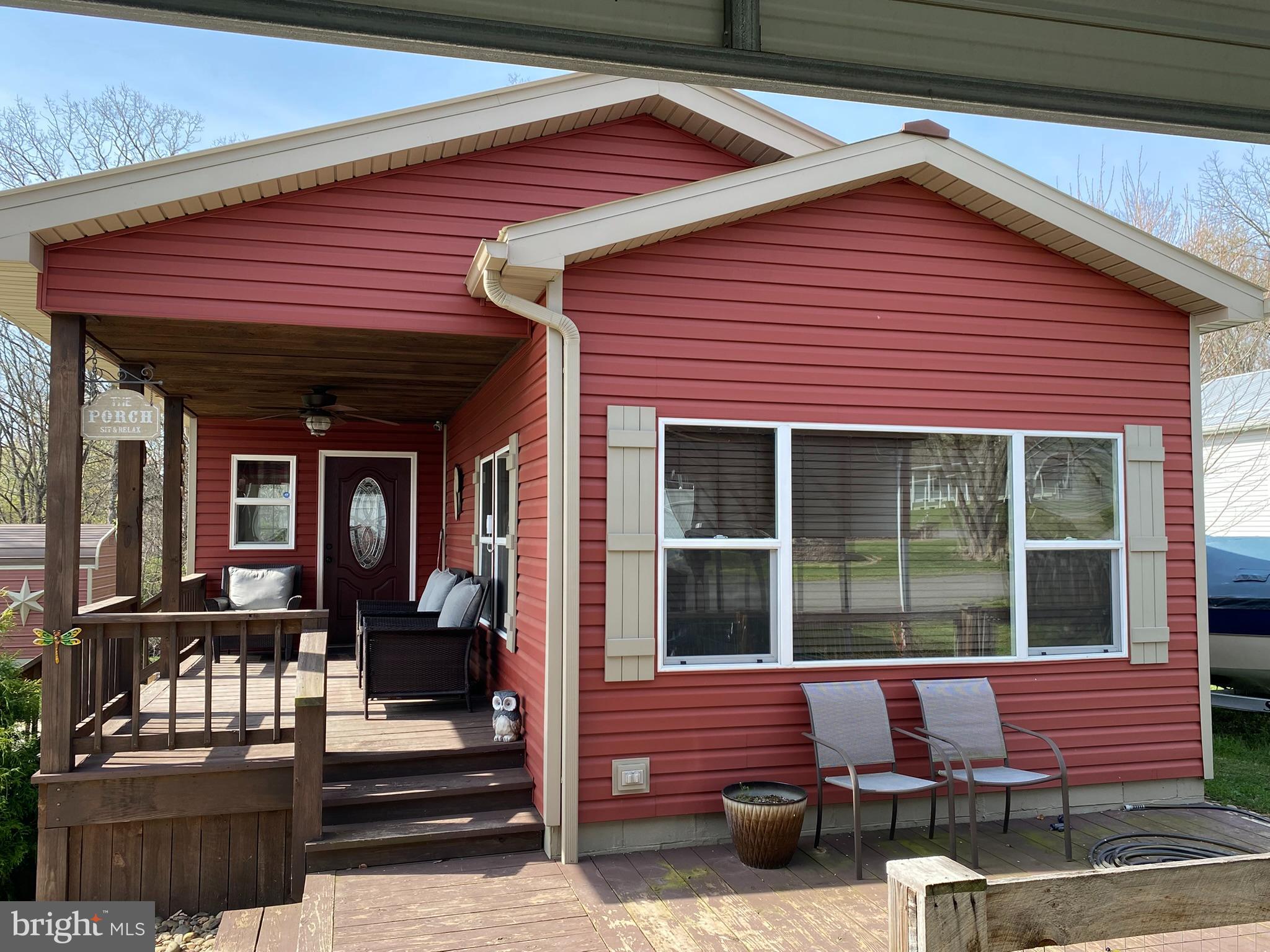 GLEN OAKS - Residential