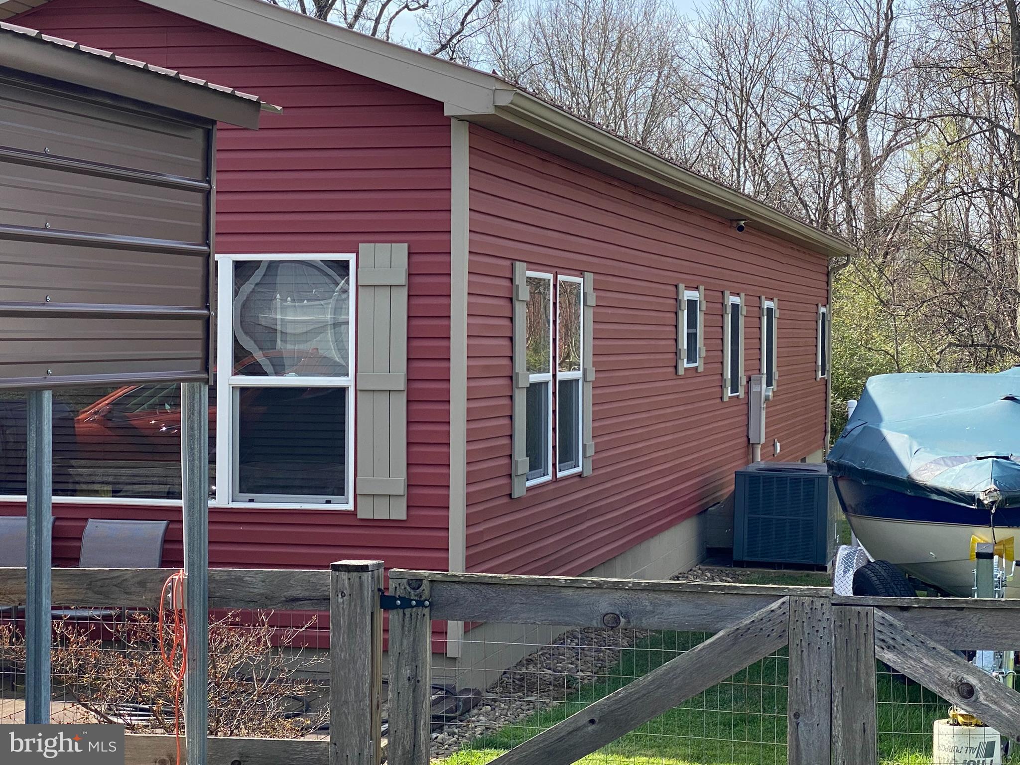 GLEN OAKS - Residential