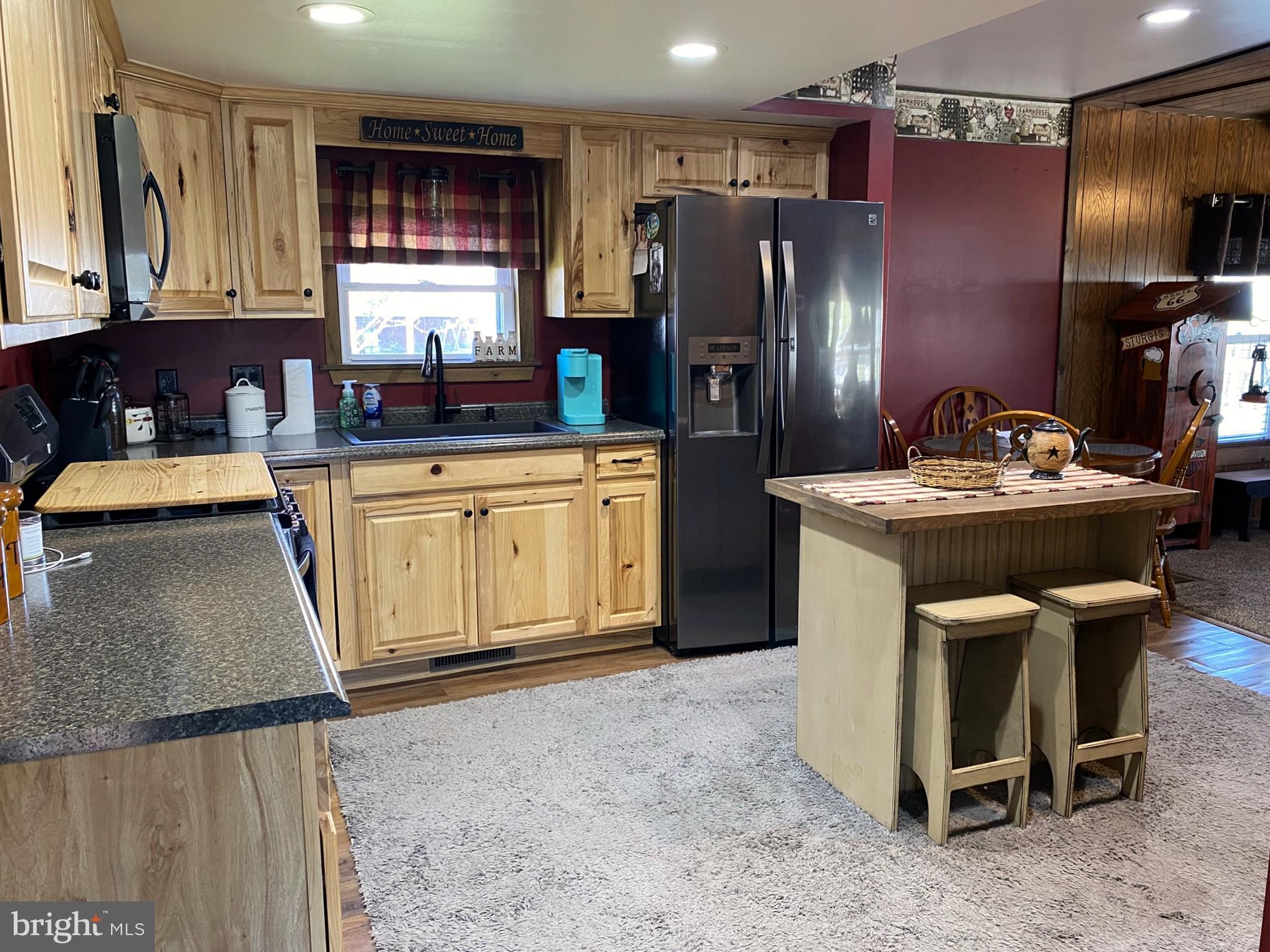 GLEN OAKS - Residential