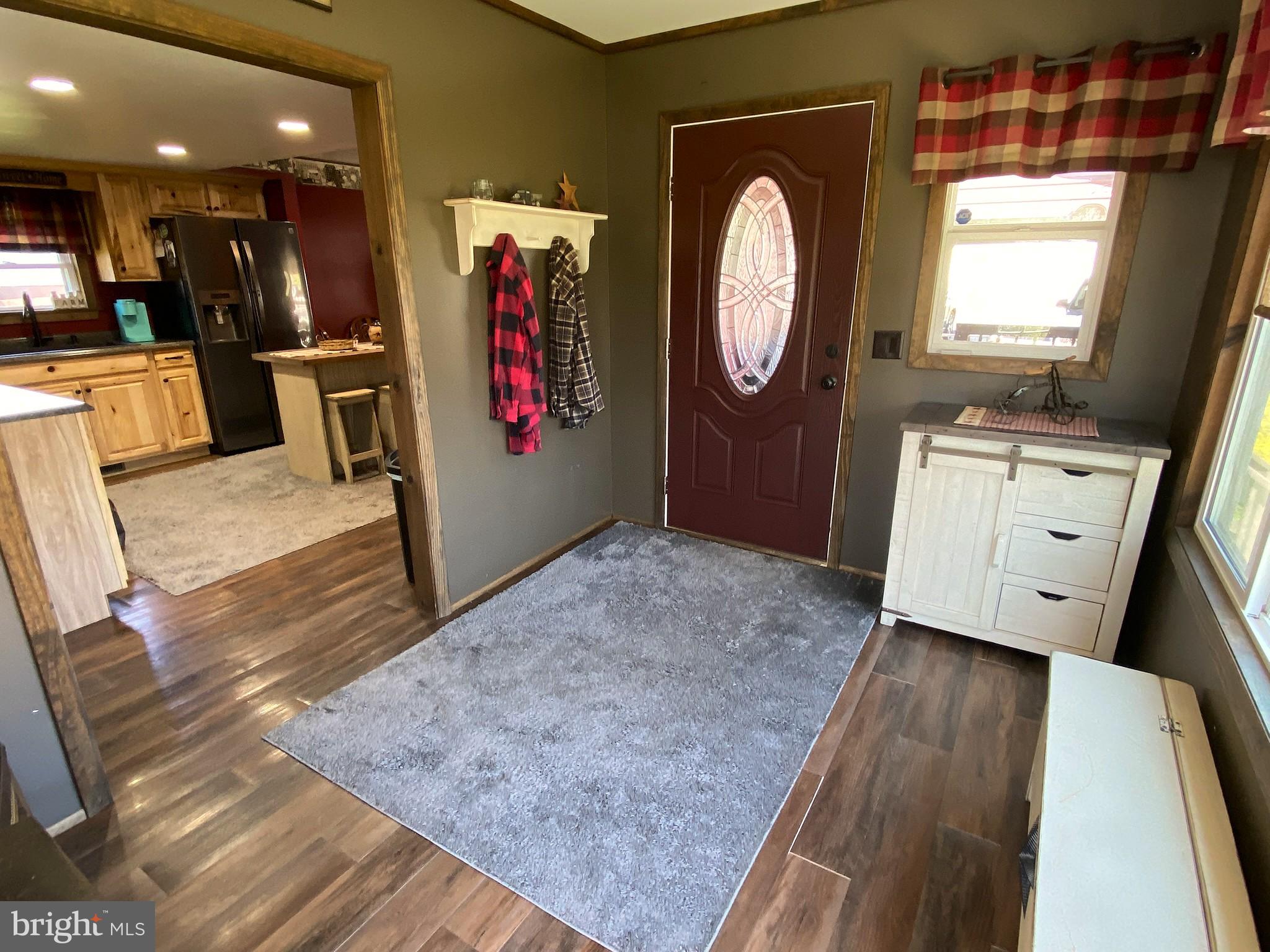 GLEN OAKS - Residential