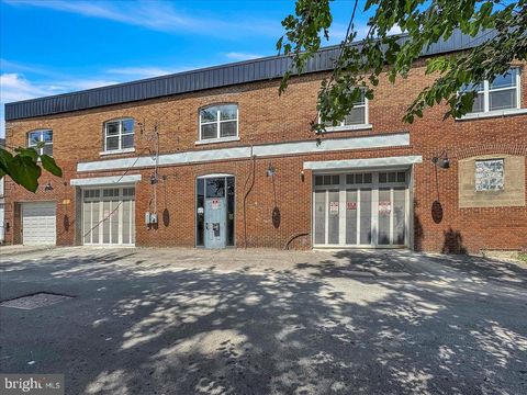 Photo of 921 Guyer Avenue, WILMINGTON, DE 19801 (MLS # DENC2083926)