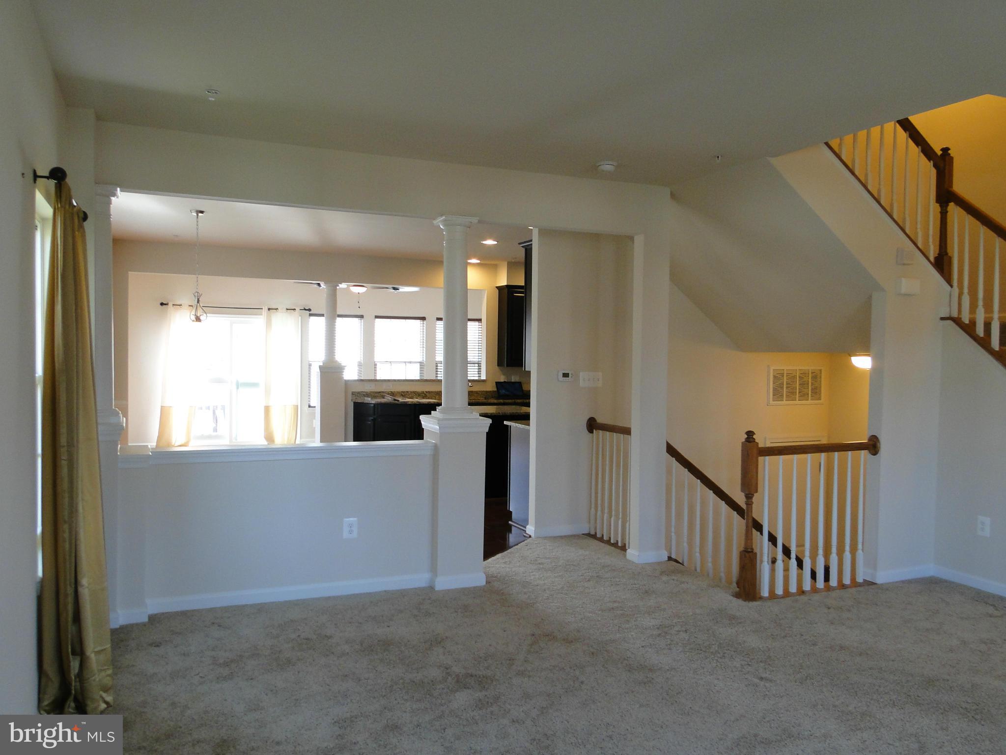 ADAMS CROSSING - Residential Lease