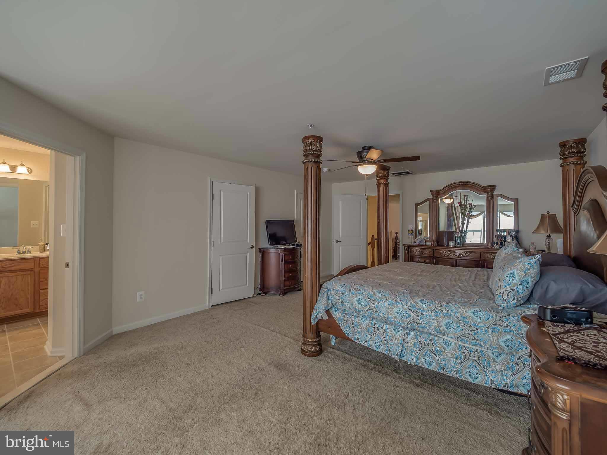 ADAMS CROSSING - Residential Lease