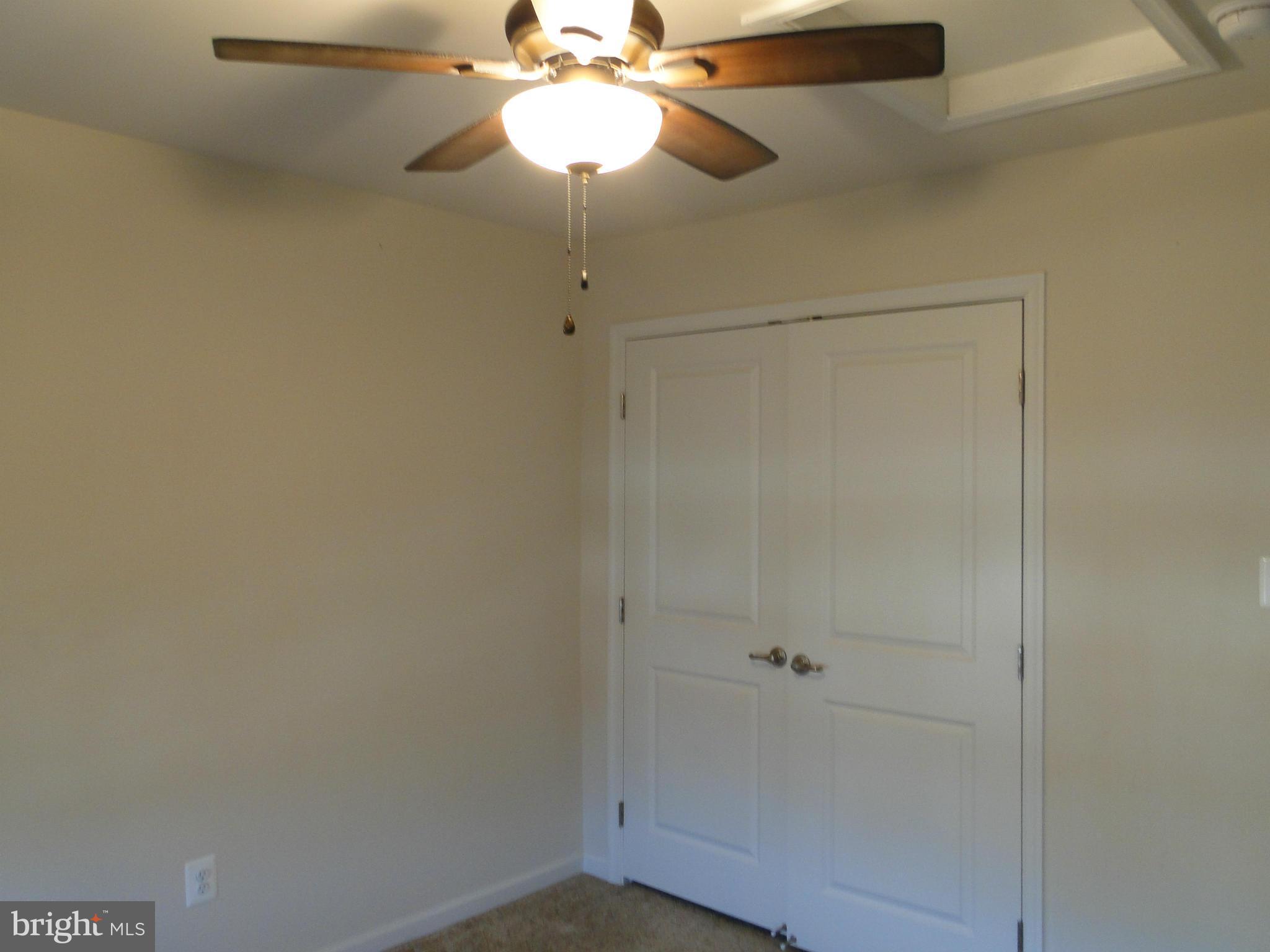 ADAMS CROSSING - Residential Lease