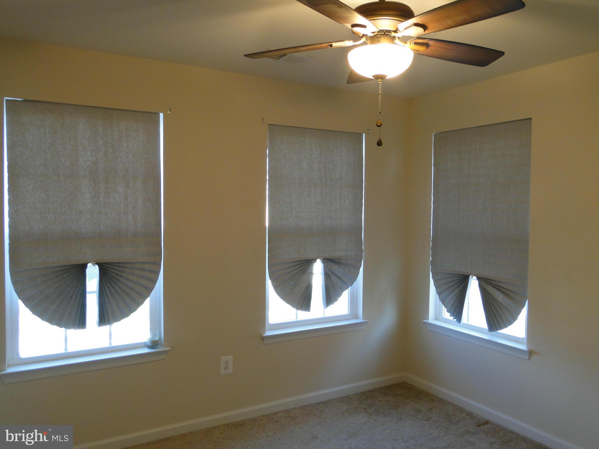 ADAMS CROSSING - Residential Lease