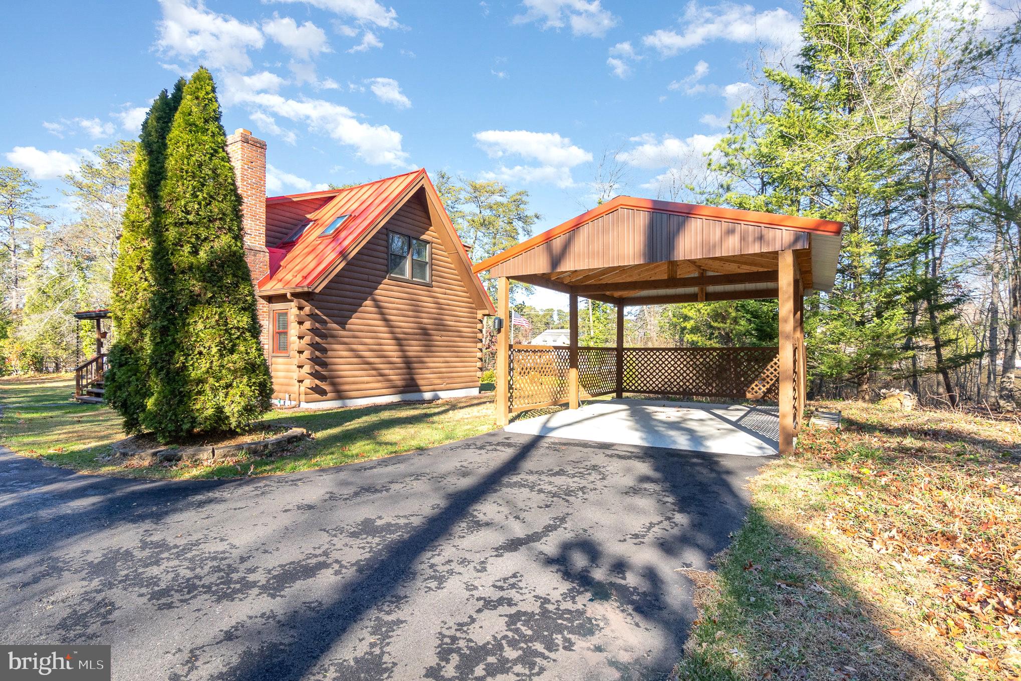 CHARLESTOWN - Residential