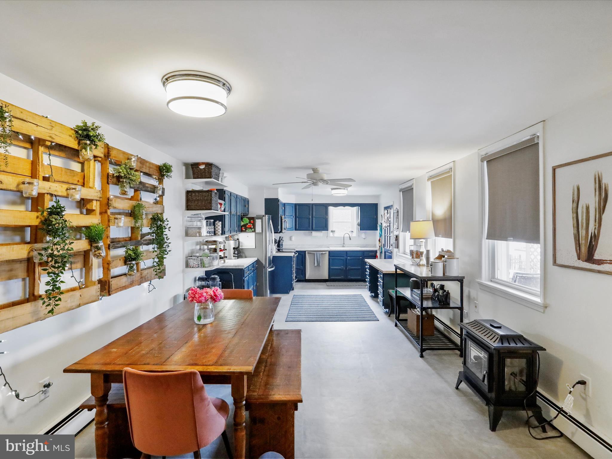 WILLIAMSPORT - Residential