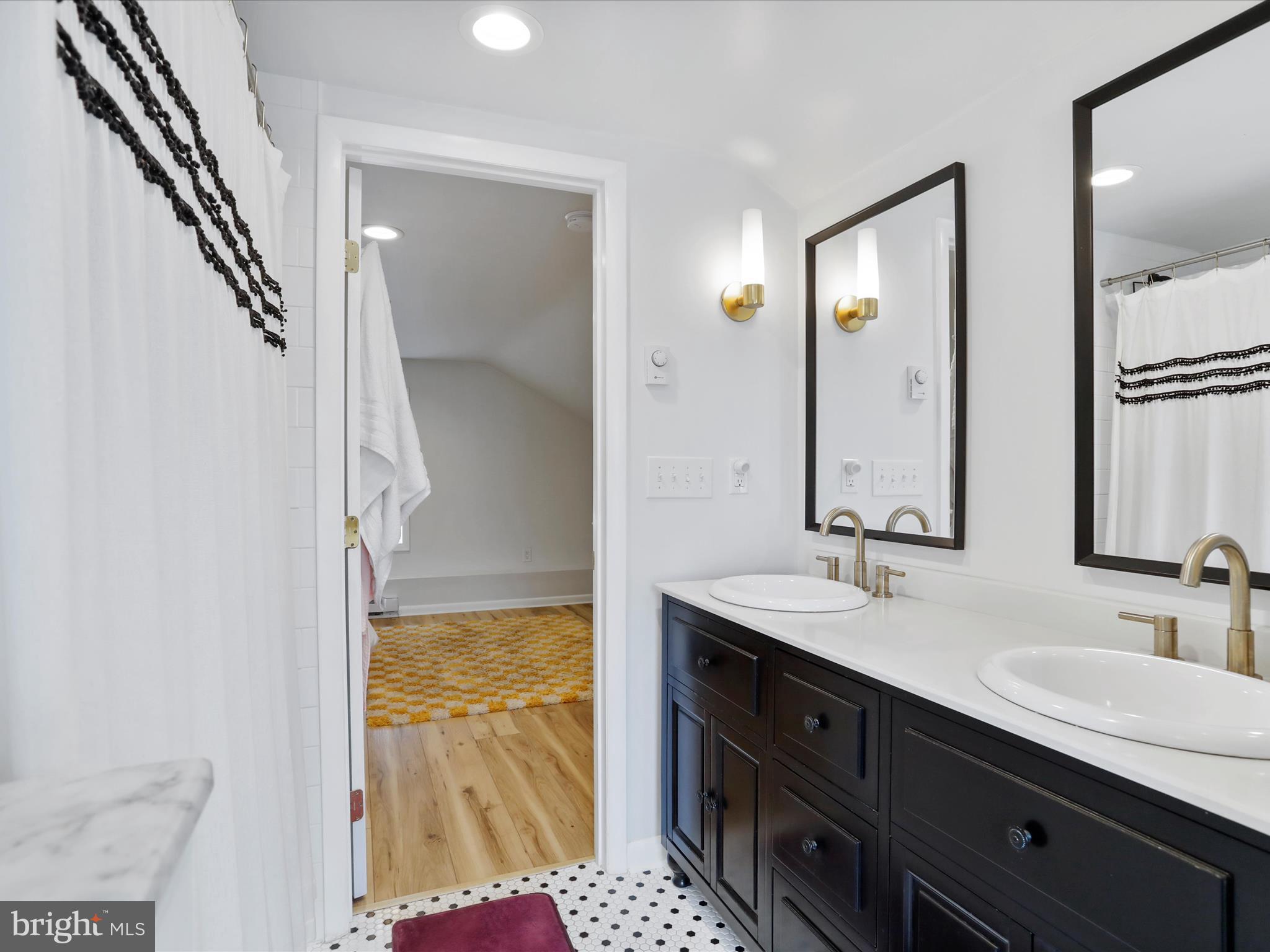 WILLIAMSPORT - Residential