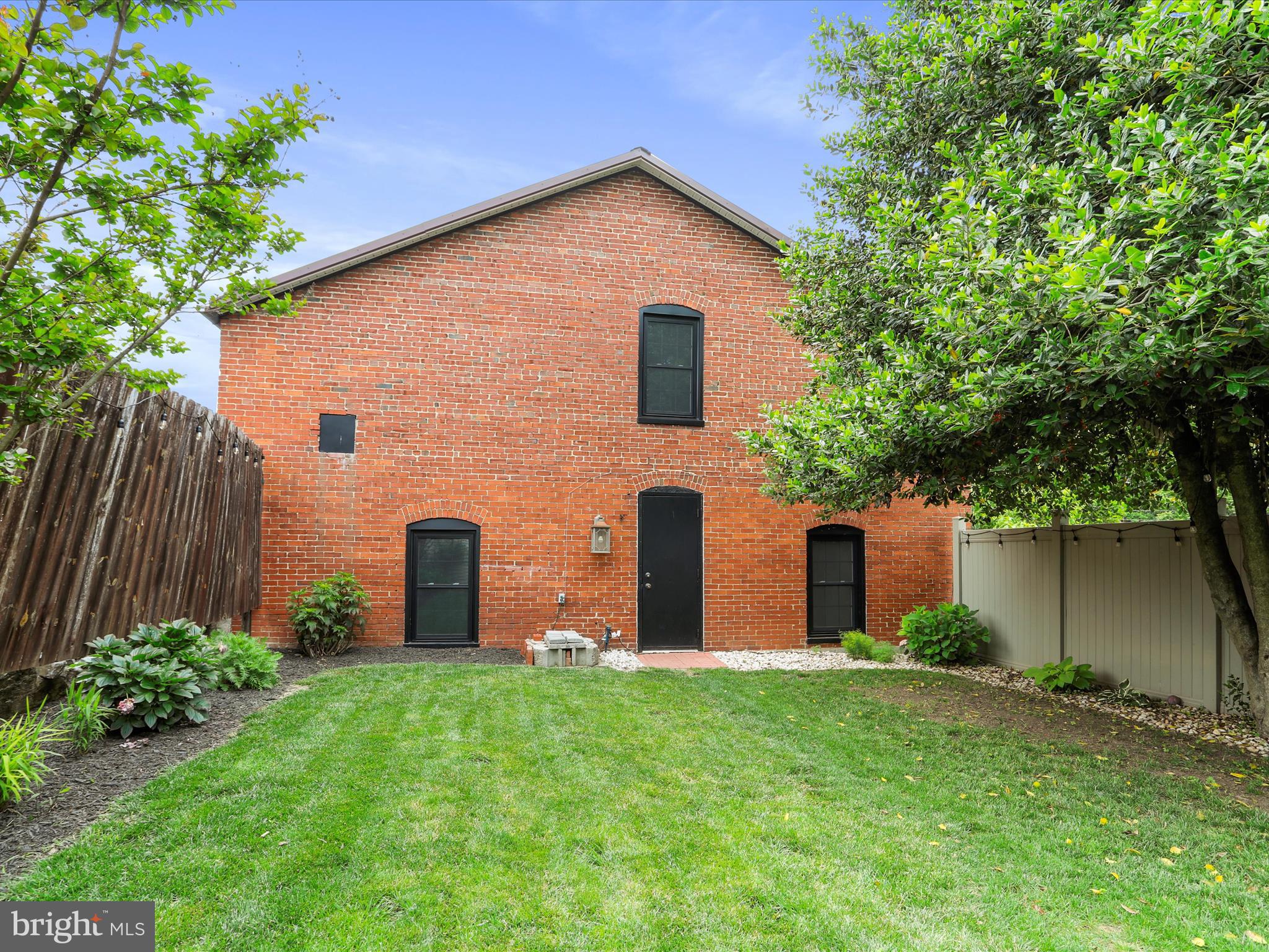 WILLIAMSPORT - Residential