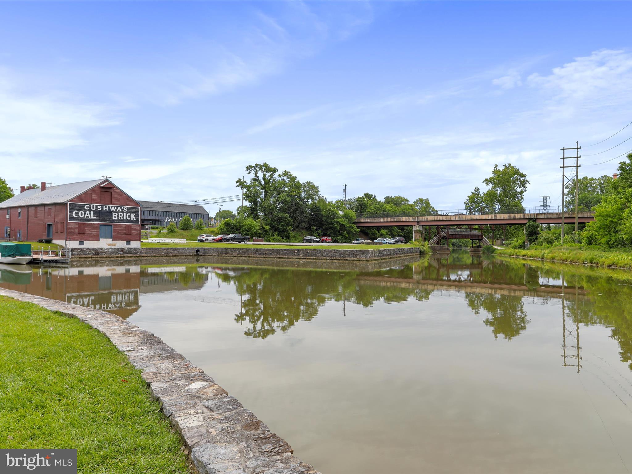 WILLIAMSPORT - Residential