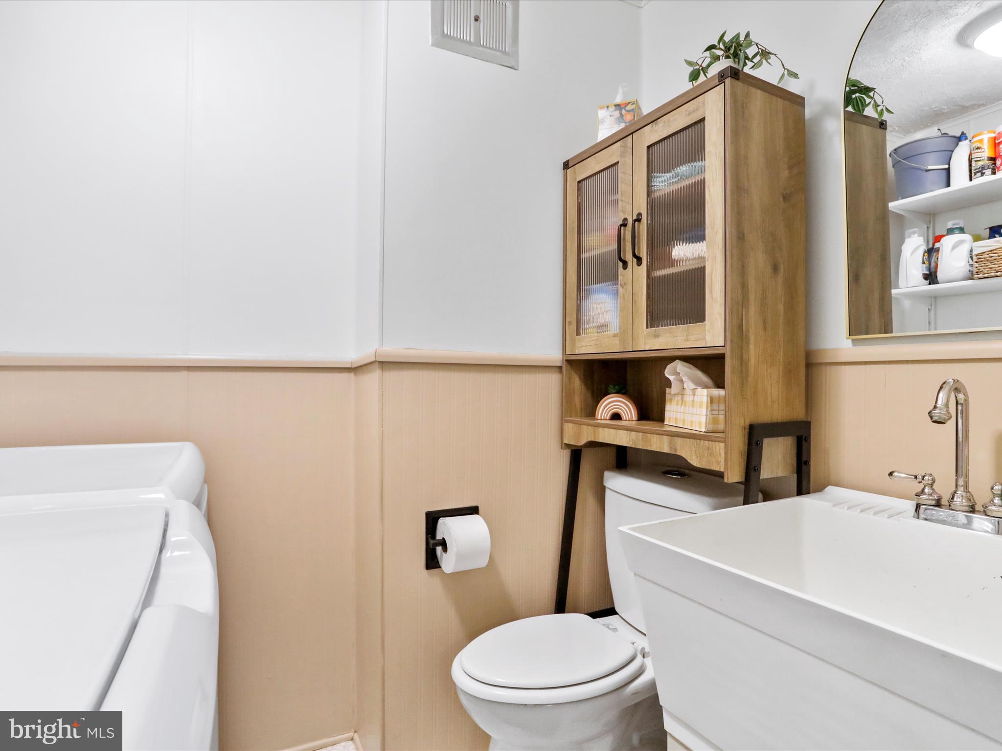 WILLIAMSPORT - Residential