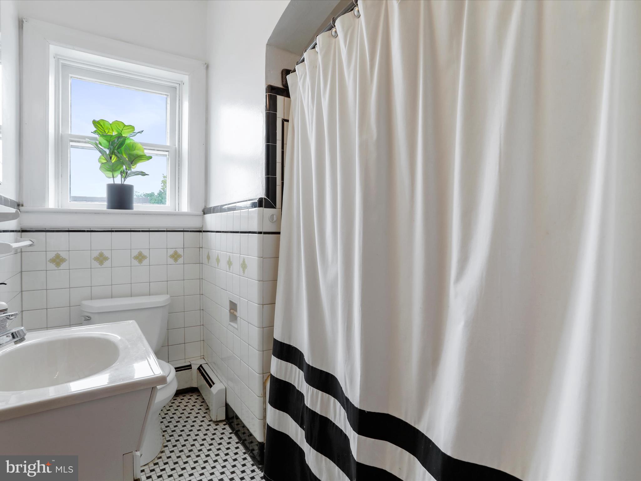 WILLIAMSPORT - Residential