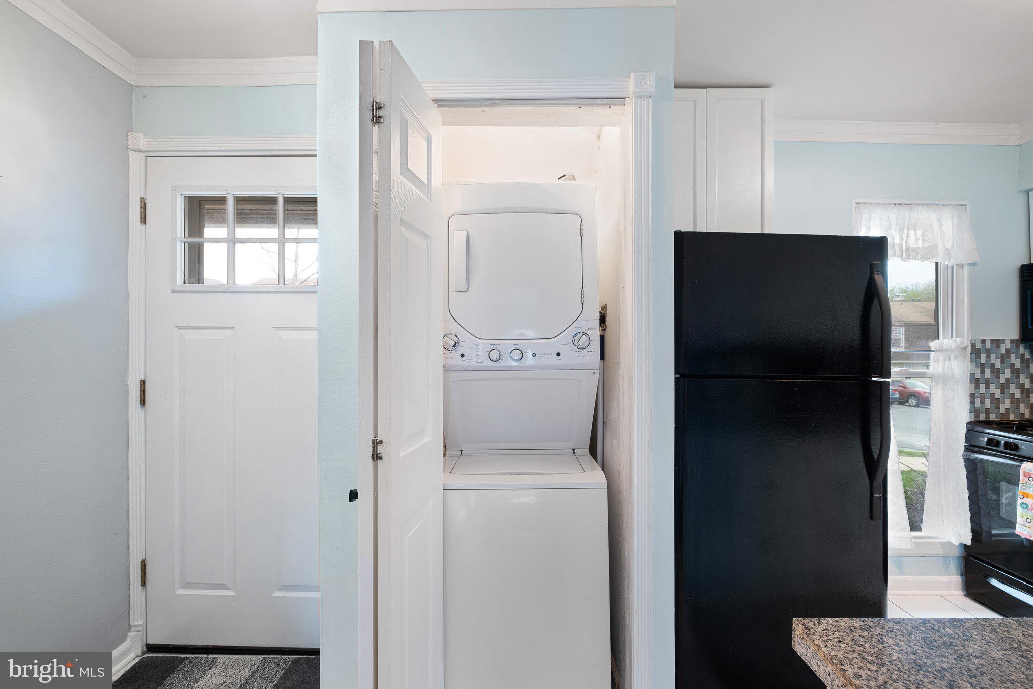 WILLIAMSBURG VIL - Residential