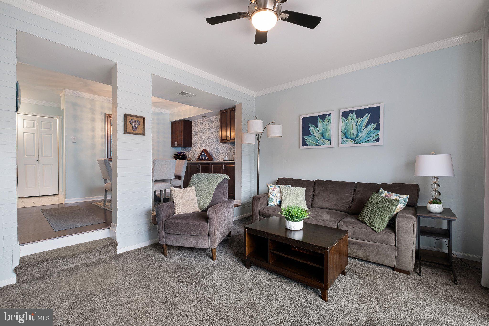 WILLIAMSBURG VIL - Residential