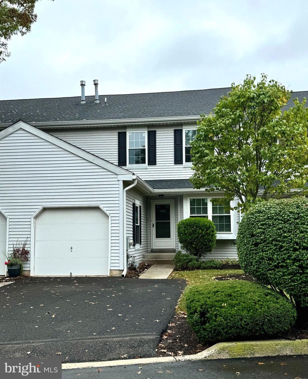 Photo of 2437 Linksman Lane, WARRINGTON, PA 18976 (MLS # PABU2114188)