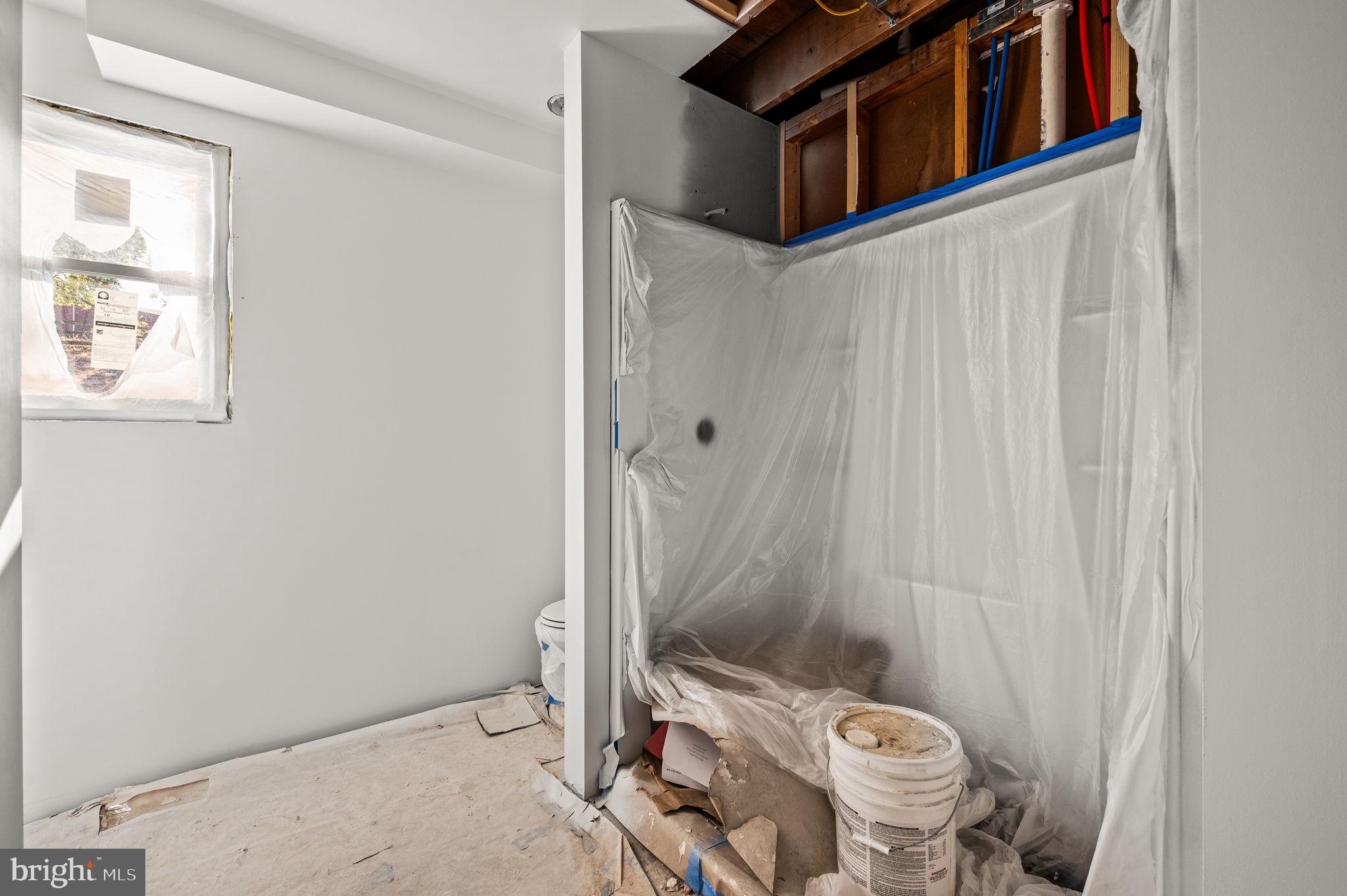 ROMAN VILLAGE - Residential