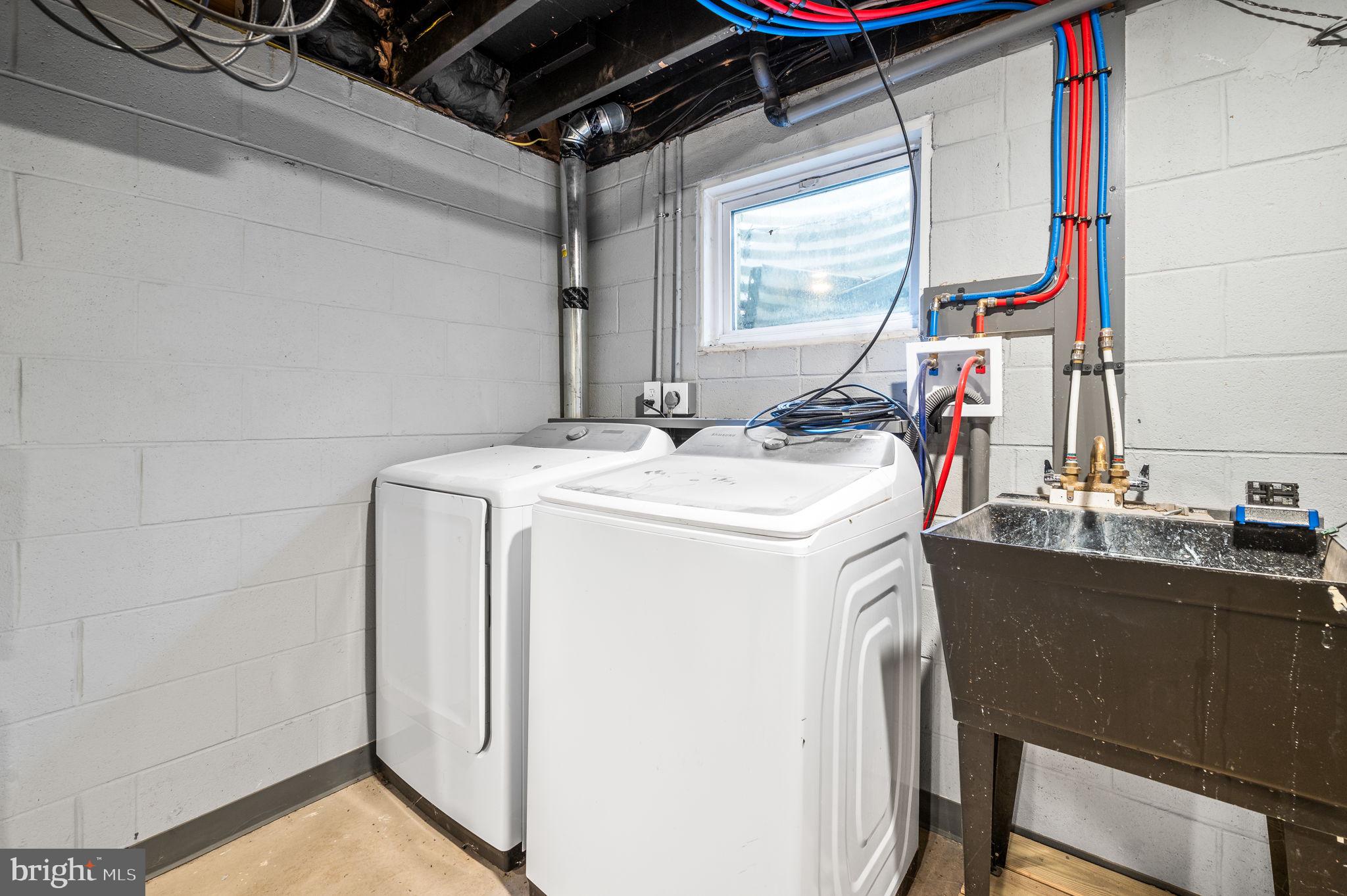 ROMAN VILLAGE - Residential