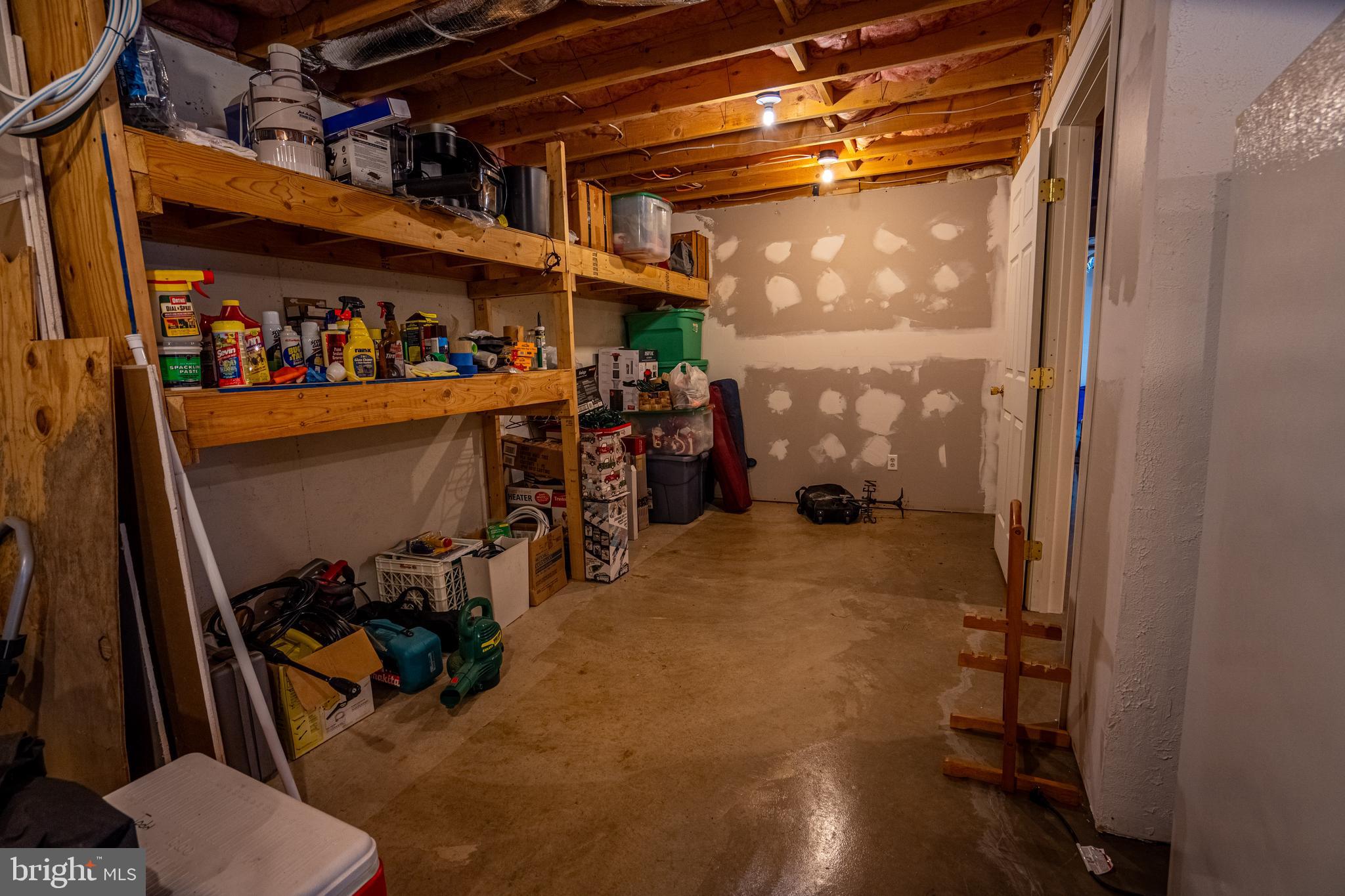 CHESTNUT GROVE - Residential