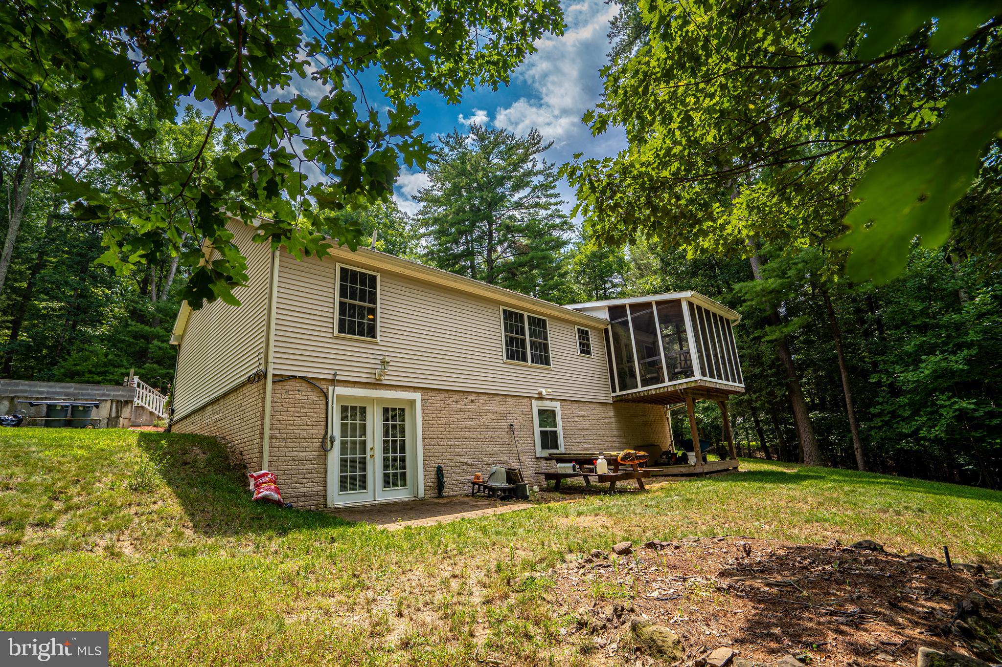 CHESTNUT GROVE - Residential