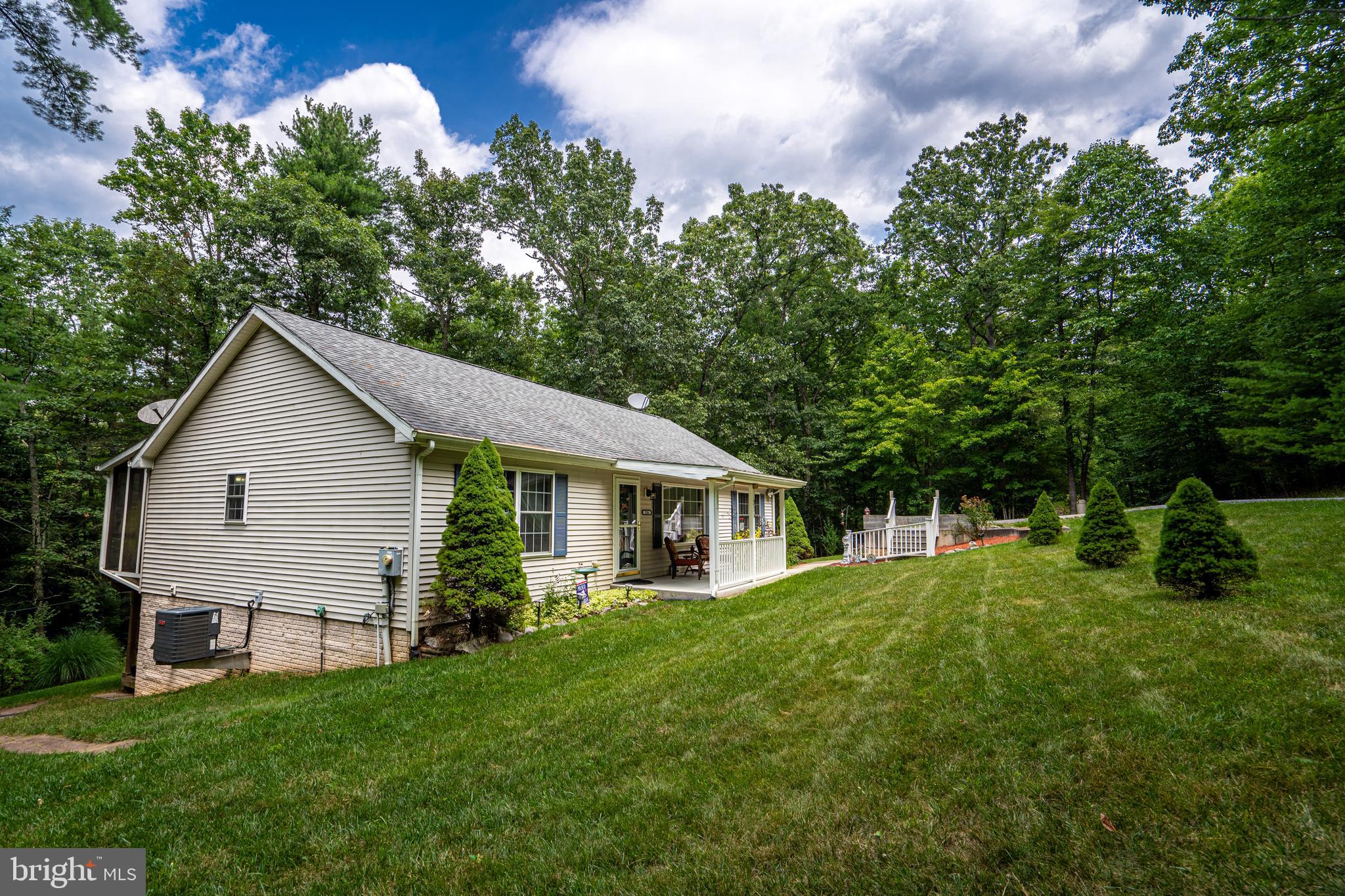 CHESTNUT GROVE - Residential