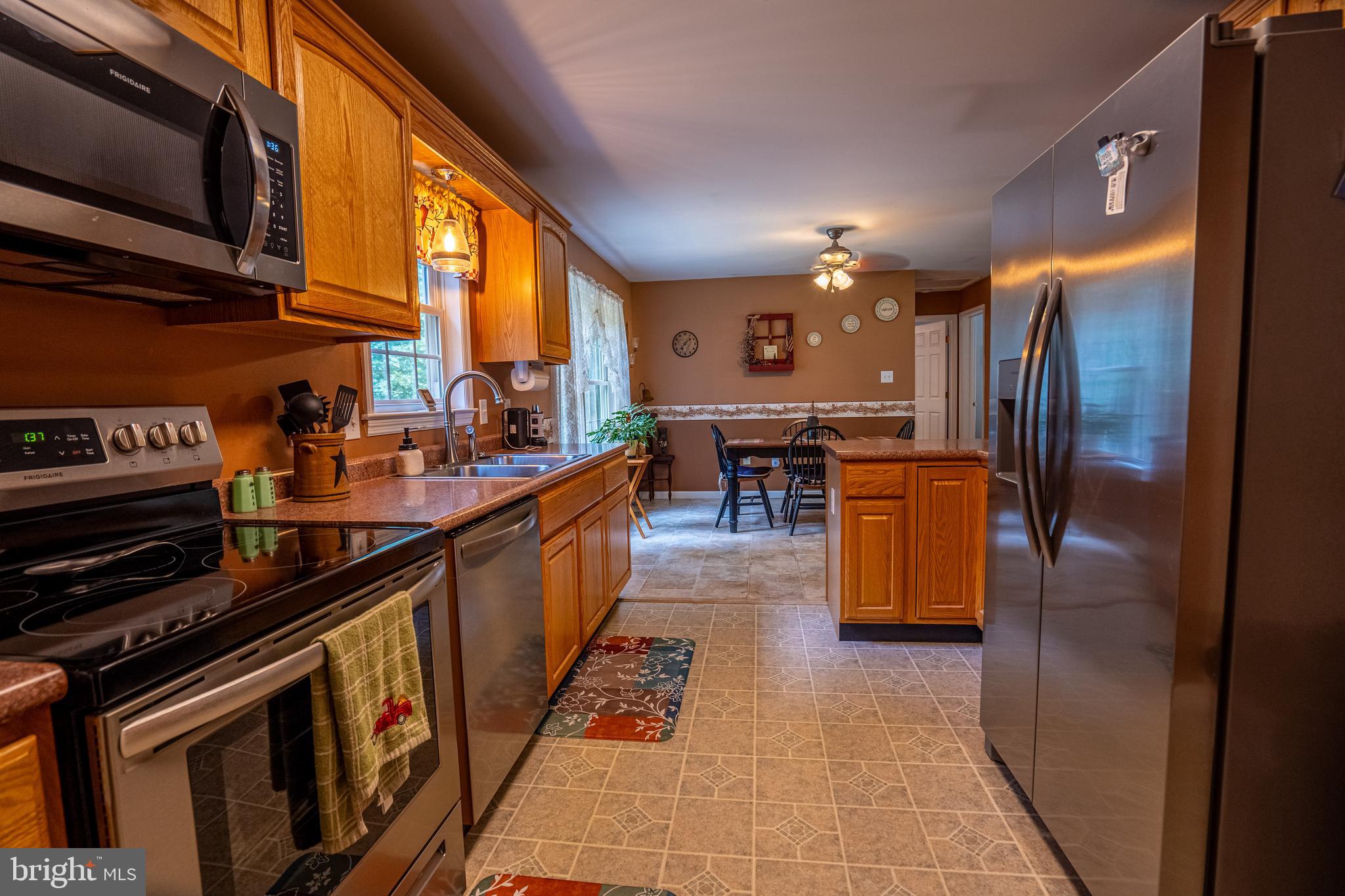 CHESTNUT GROVE - Residential