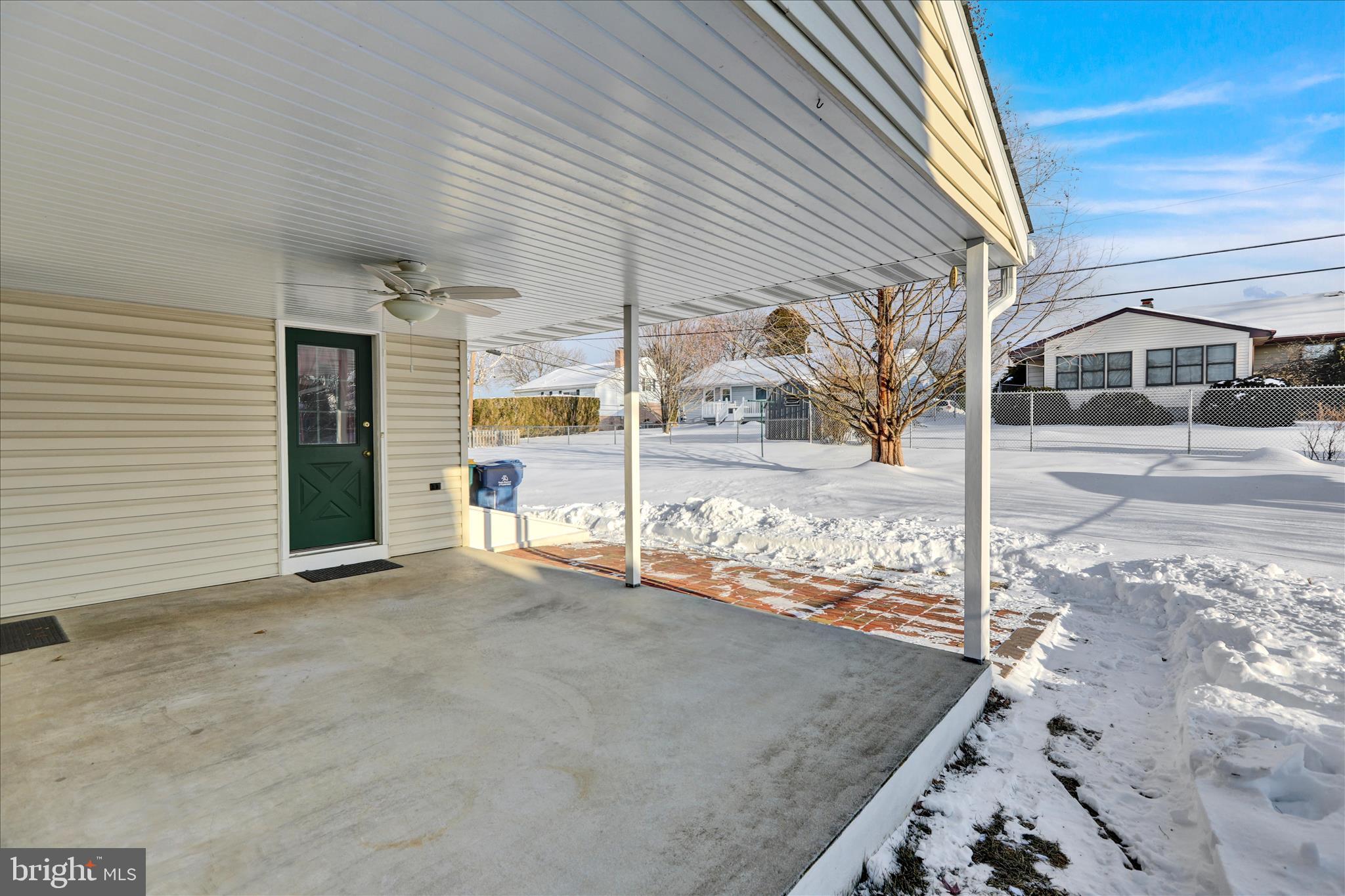 WHITFIELD - Residential