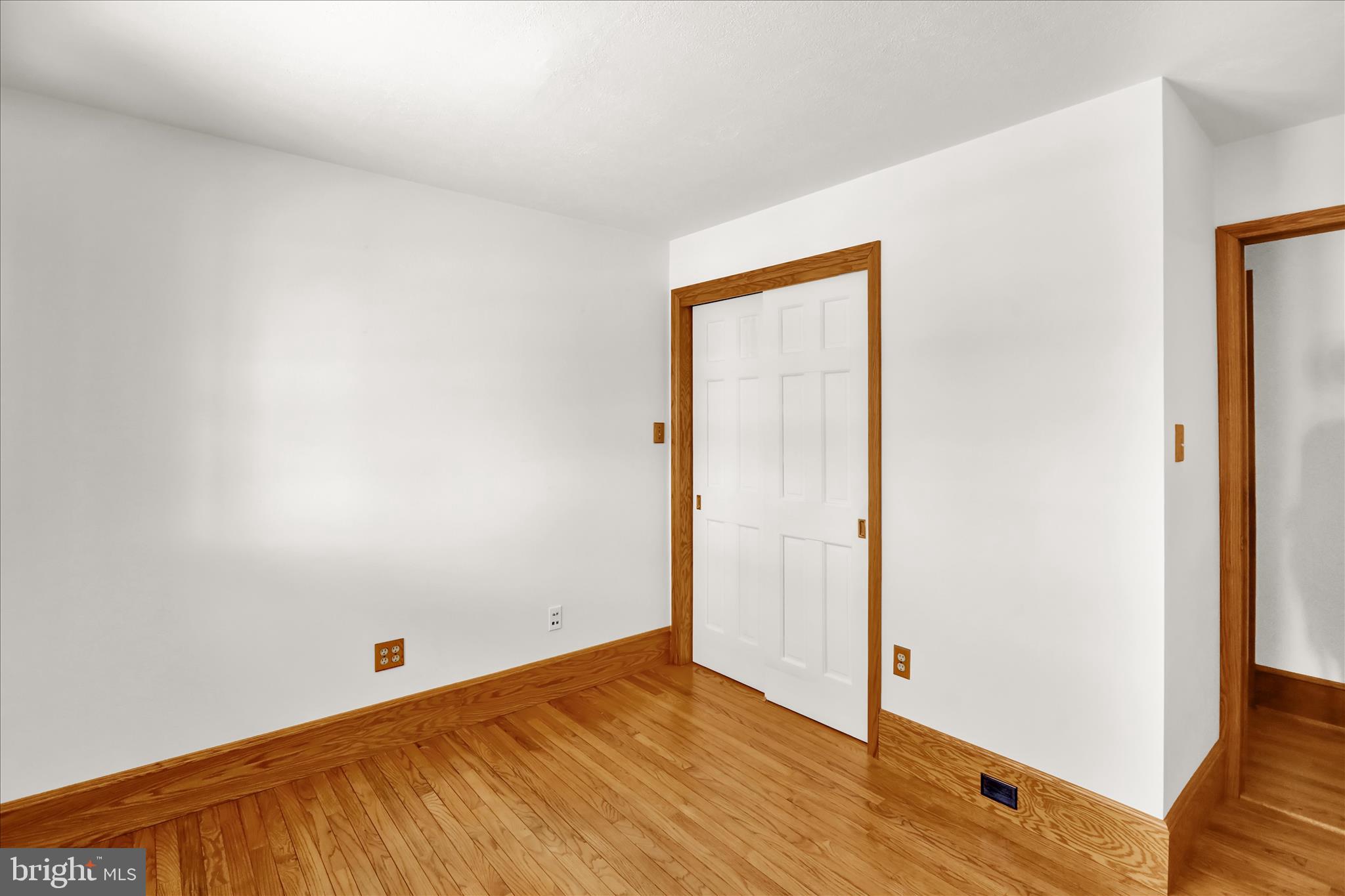 WHITFIELD - Residential