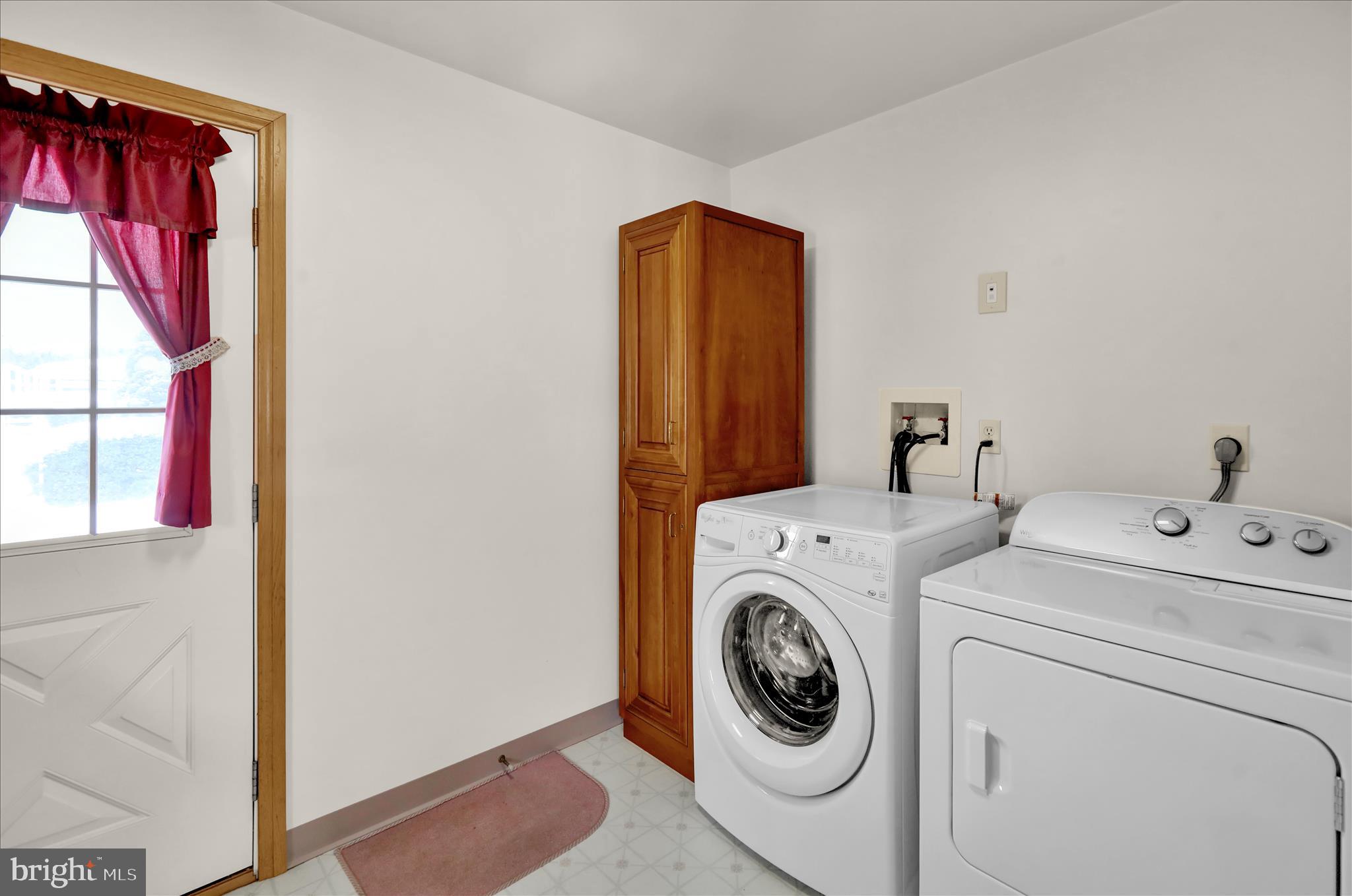 WHITFIELD - Residential