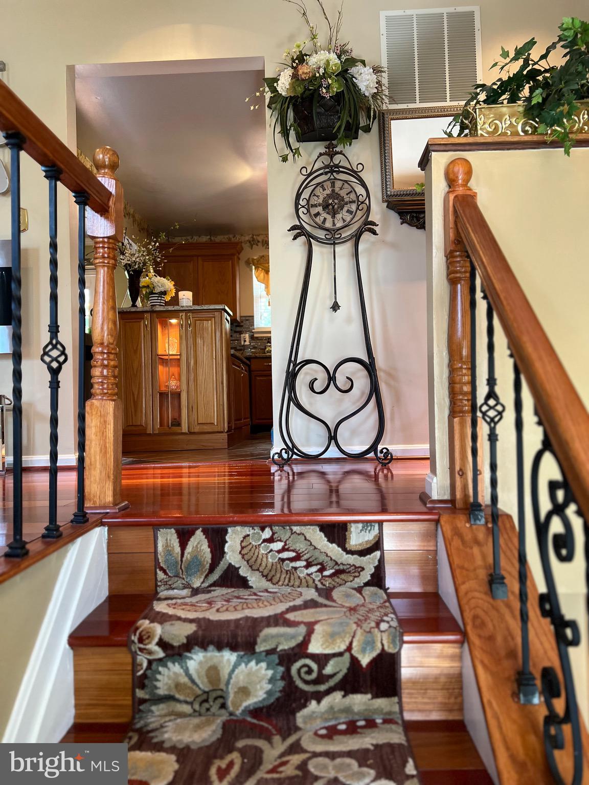 GOLDEN SPRINGS - Residential