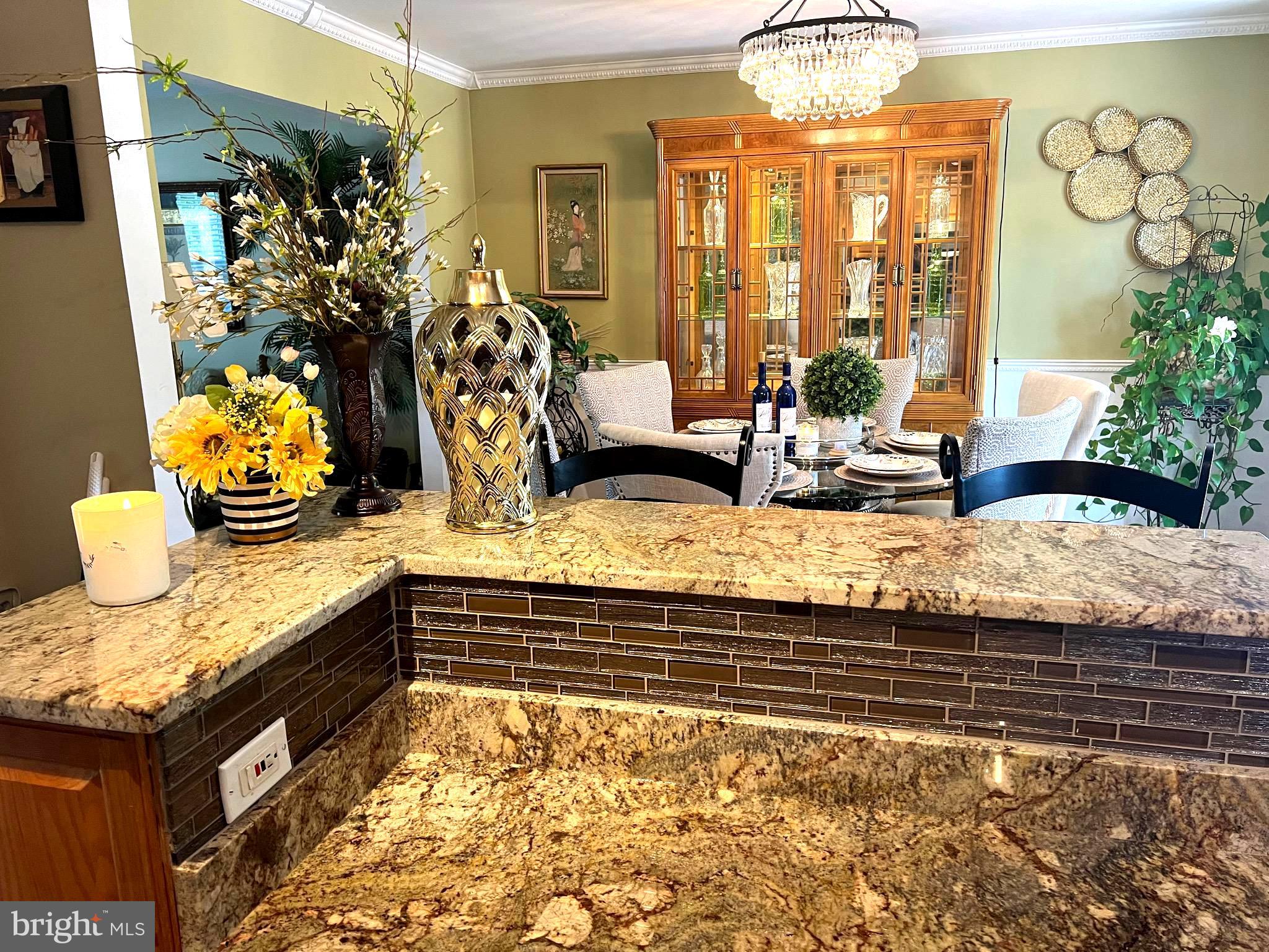 GOLDEN SPRINGS - Residential